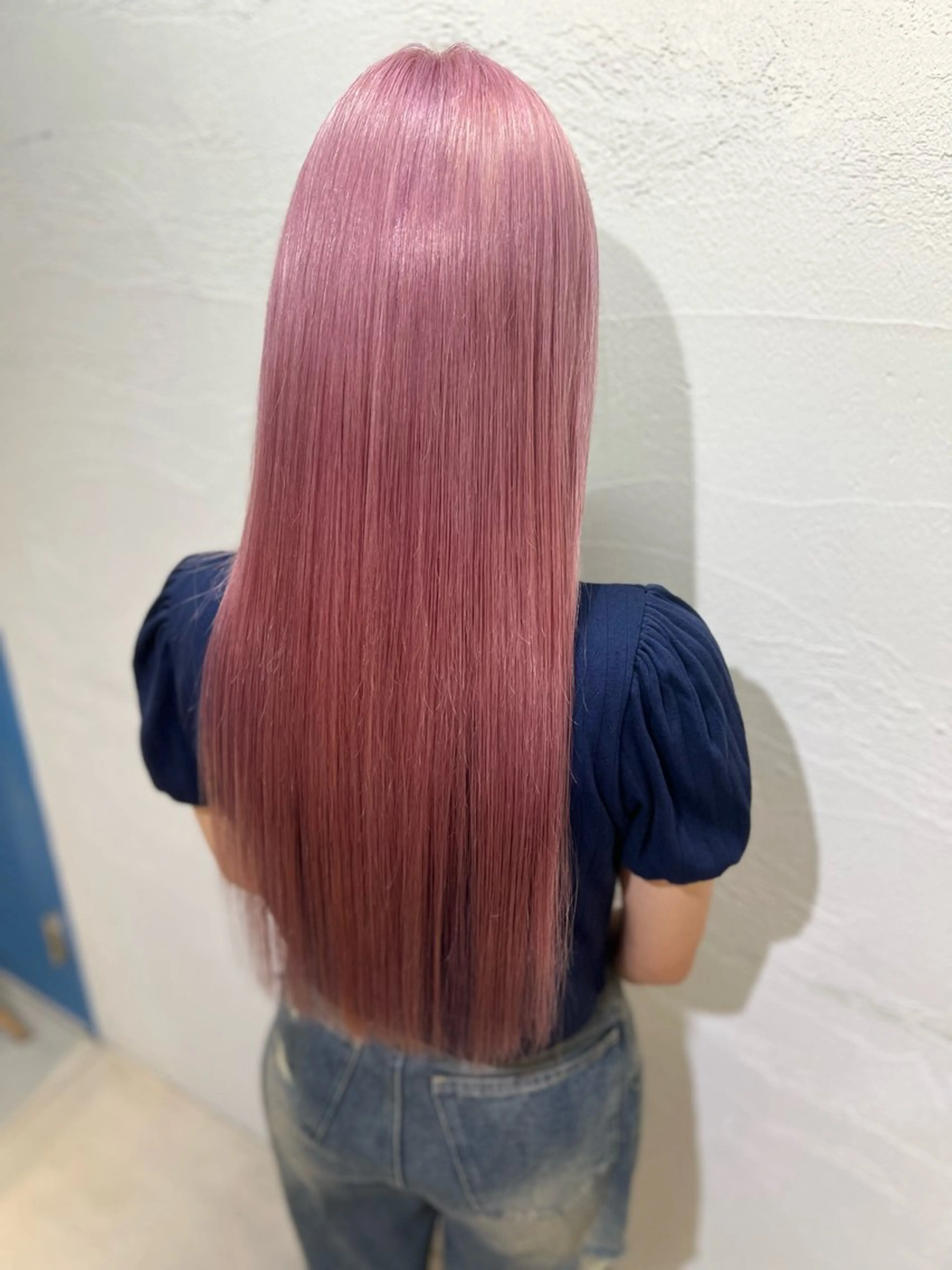 ロング カラー ハイトーンカラー ピンクカラー ヘアカラー トリートメント 髪質改善縮毛矯正× 艶髪カラー板垣智大のヘアスタイル