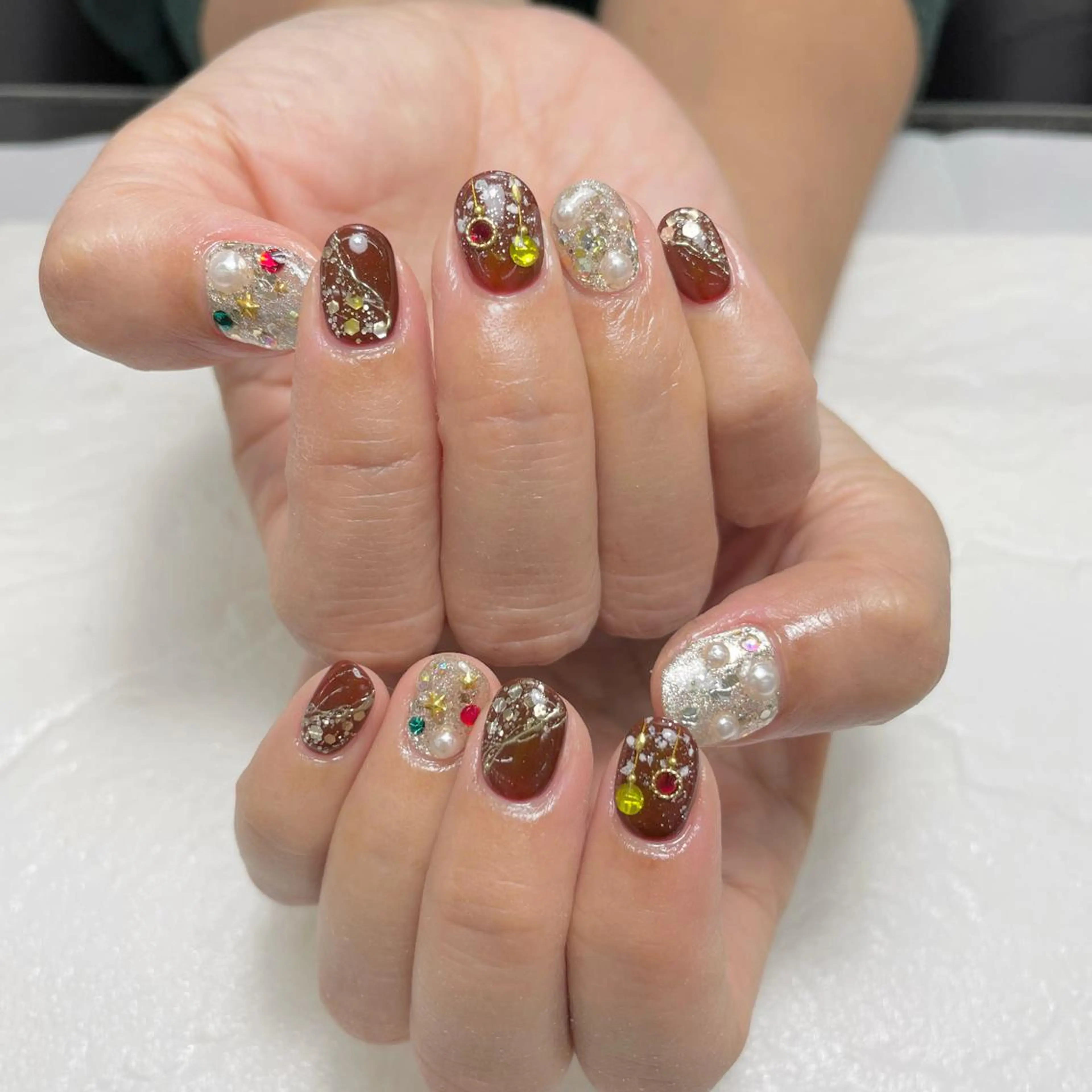 ネイル 持ち込み 赤色 冬ネイル クリスマス Nail Blue512所属・Nailist MINORIのネイルデザイン