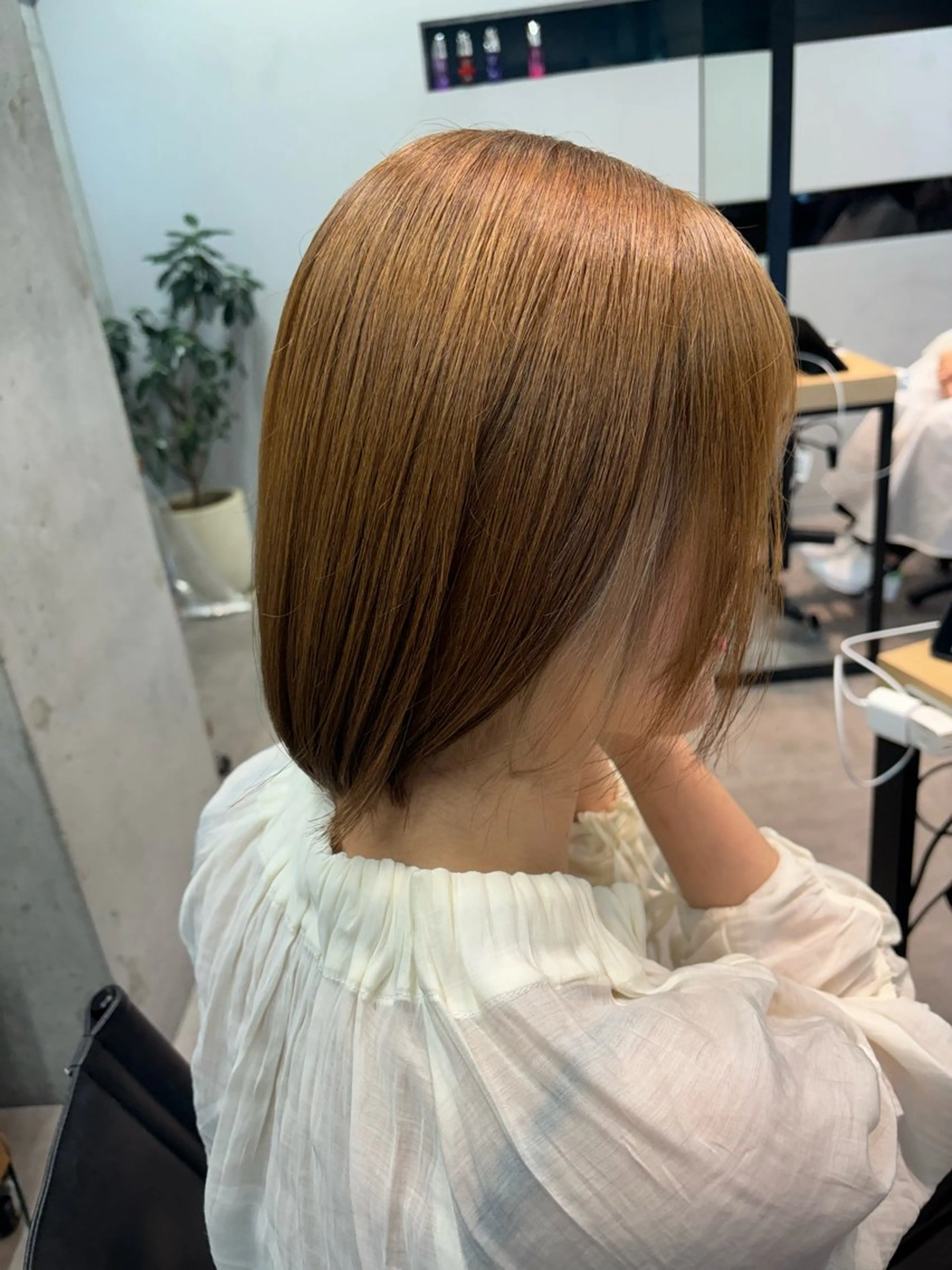 ミディアム カラー ブリーチ ダブルカラー ブリーチなしカラー ヘアカラー トリートメント 🎀縮毛矯正.暗髪 .艶髪🩶ちひろのヘアスタイル