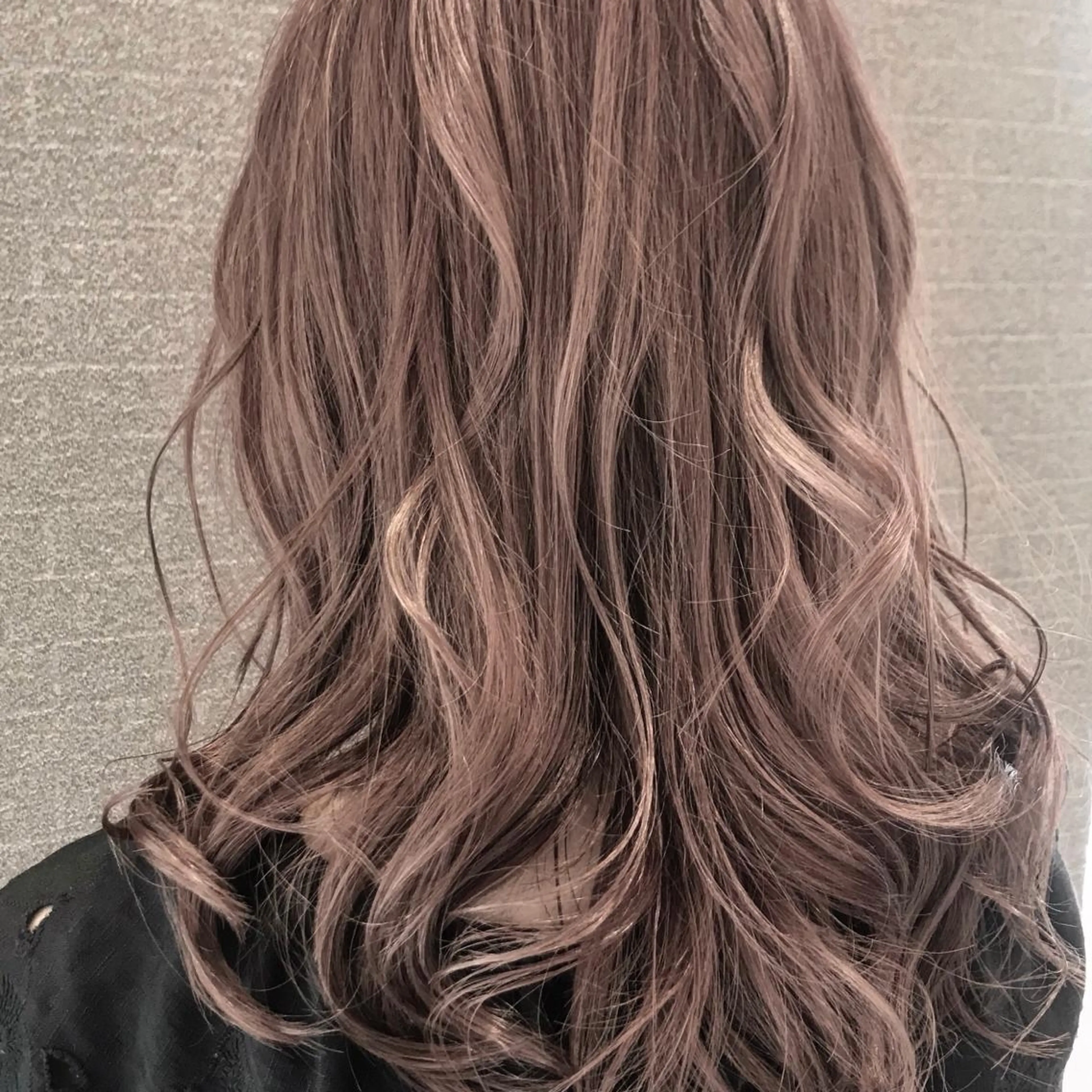 カラー ヘアカラー トリートメント HAIR&MAKE AXIS所属・土屋 貴章のヘアスタイル