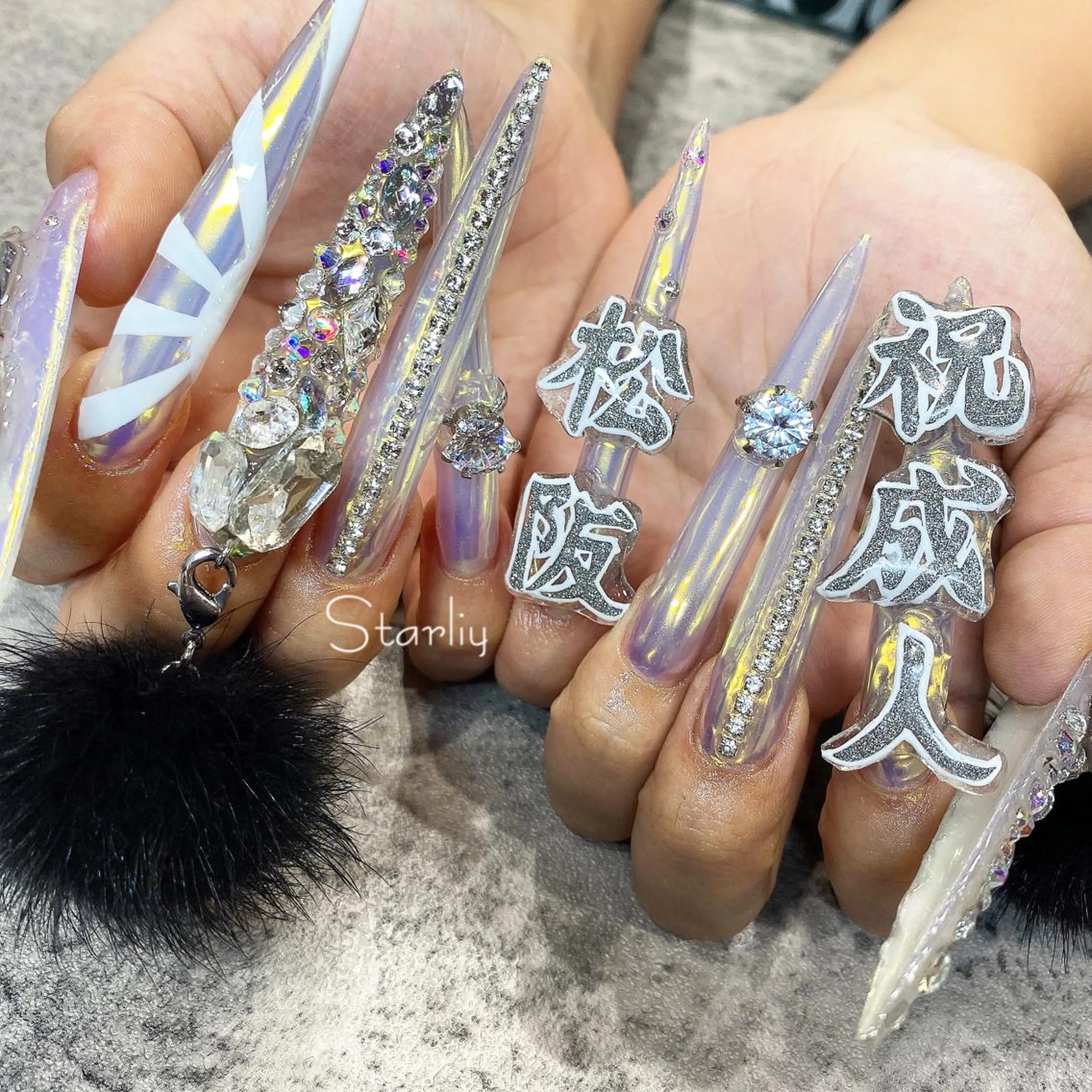 ネイル Starliy所属・~Starliy~ 三重県津市のネイルデザイン