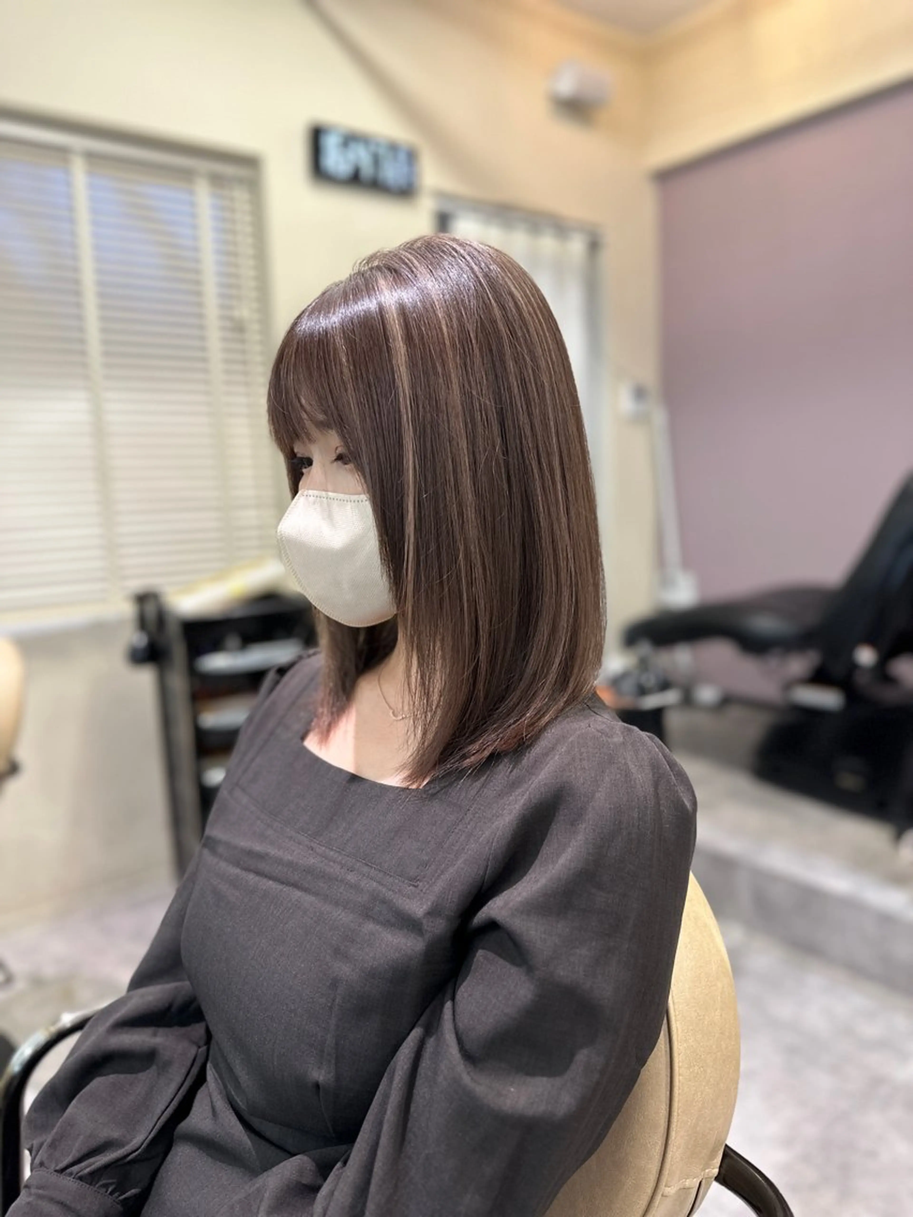 ミディアム カラー アディクシーカラー バレイヤージュ ブリーチ デザインカラー ダブルカラー ヘアカラー トリートメント レイヤーカット nude ヘア大和のヘアスタイル