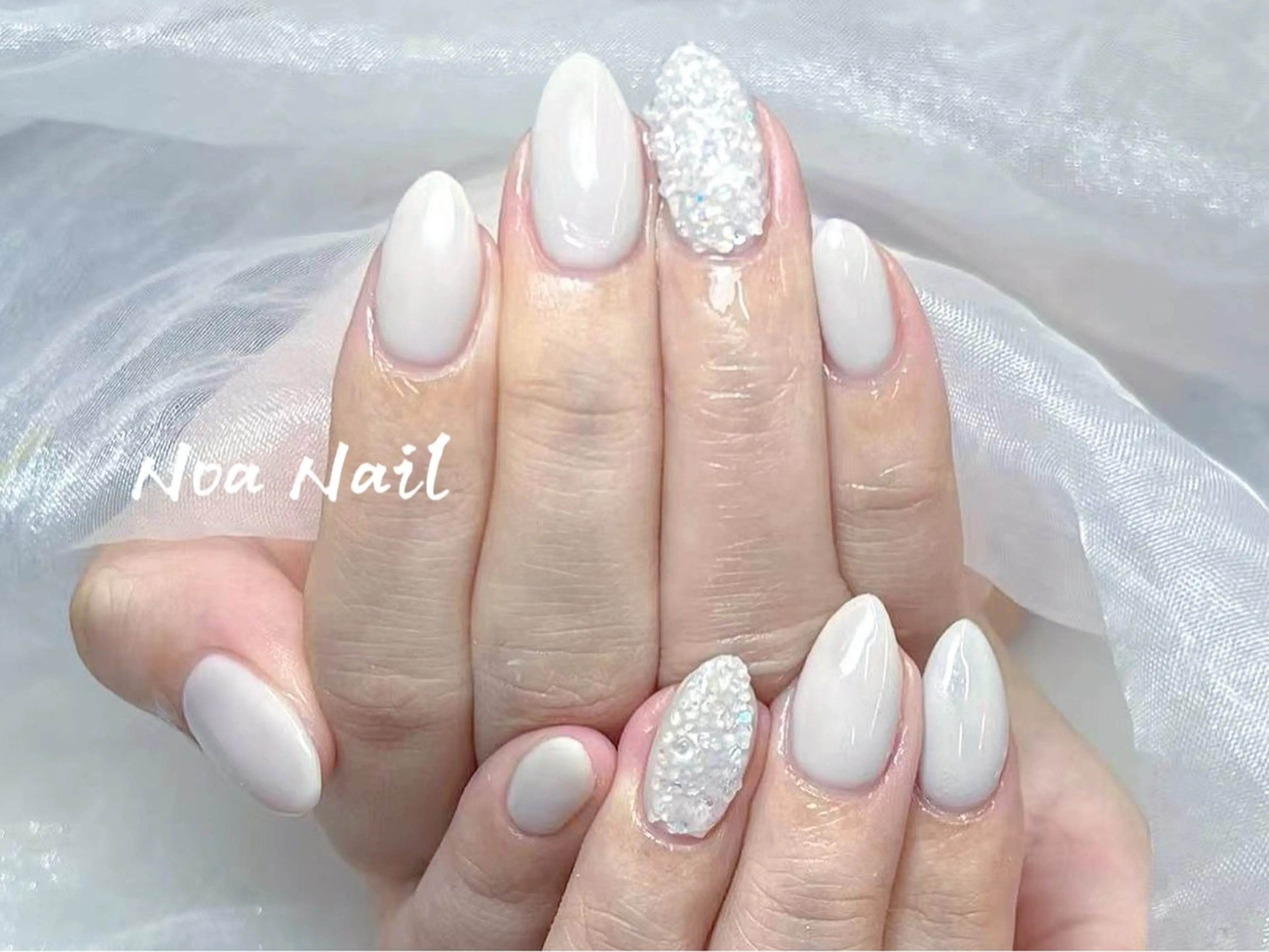 ネイル オーロラネイル フレンチネイル グラデーション 韓国ネイル マグネットネイル ハンドネイル NOA NAILのネイルデザイン