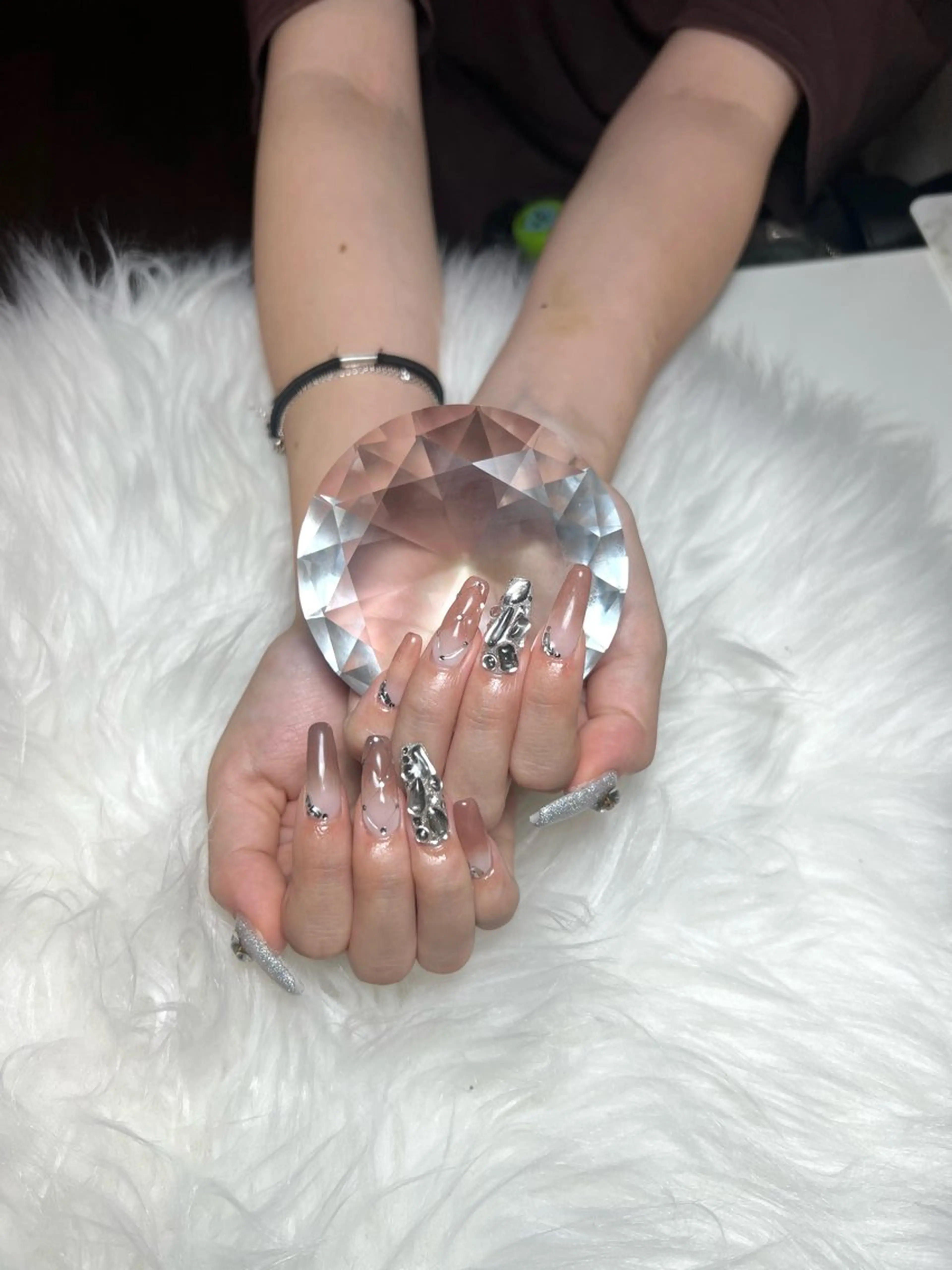 ネイル ハンドネイル 井尻 紗菜のネイルデザイン