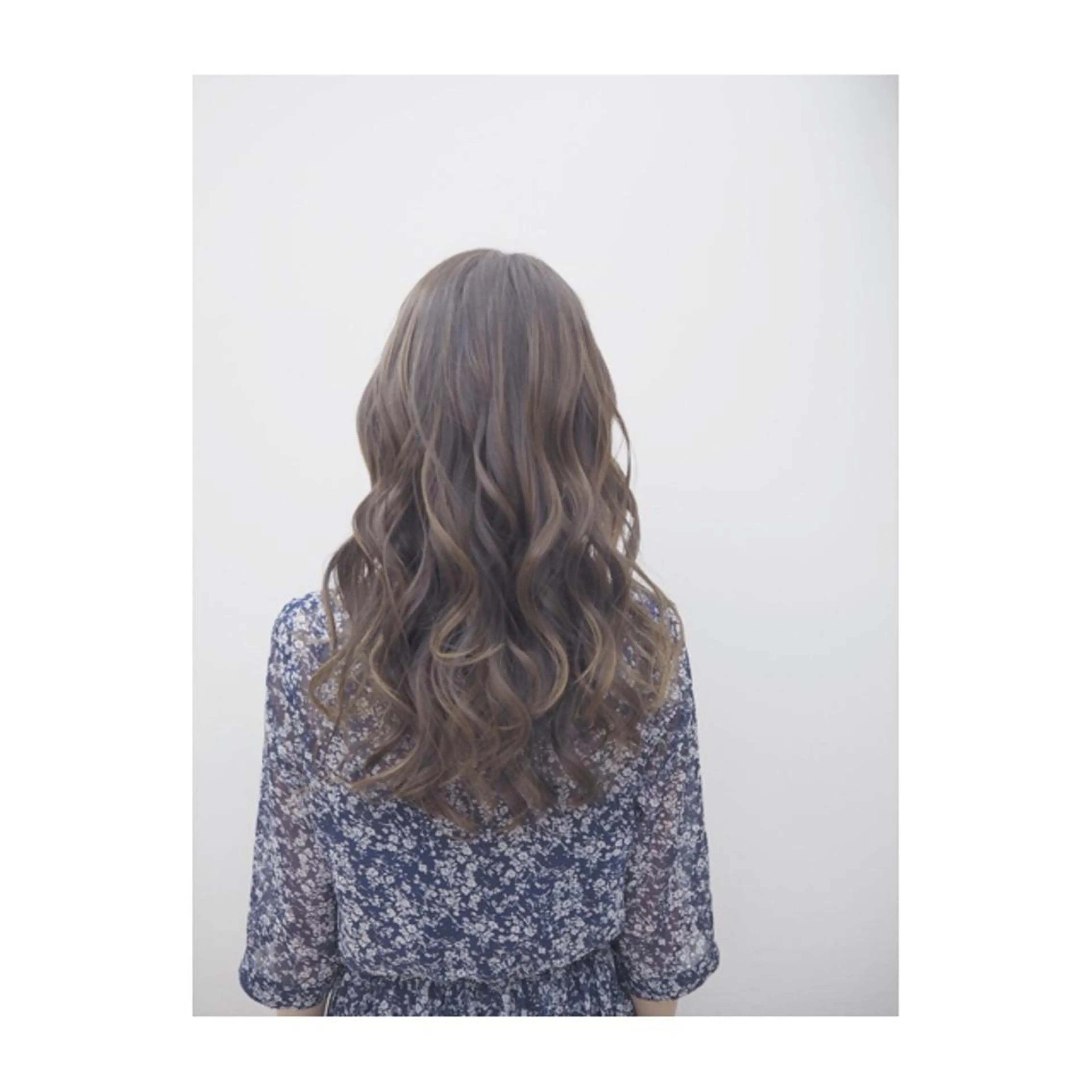 セミロング カラー 永岡 鉄平のヘアスタイル