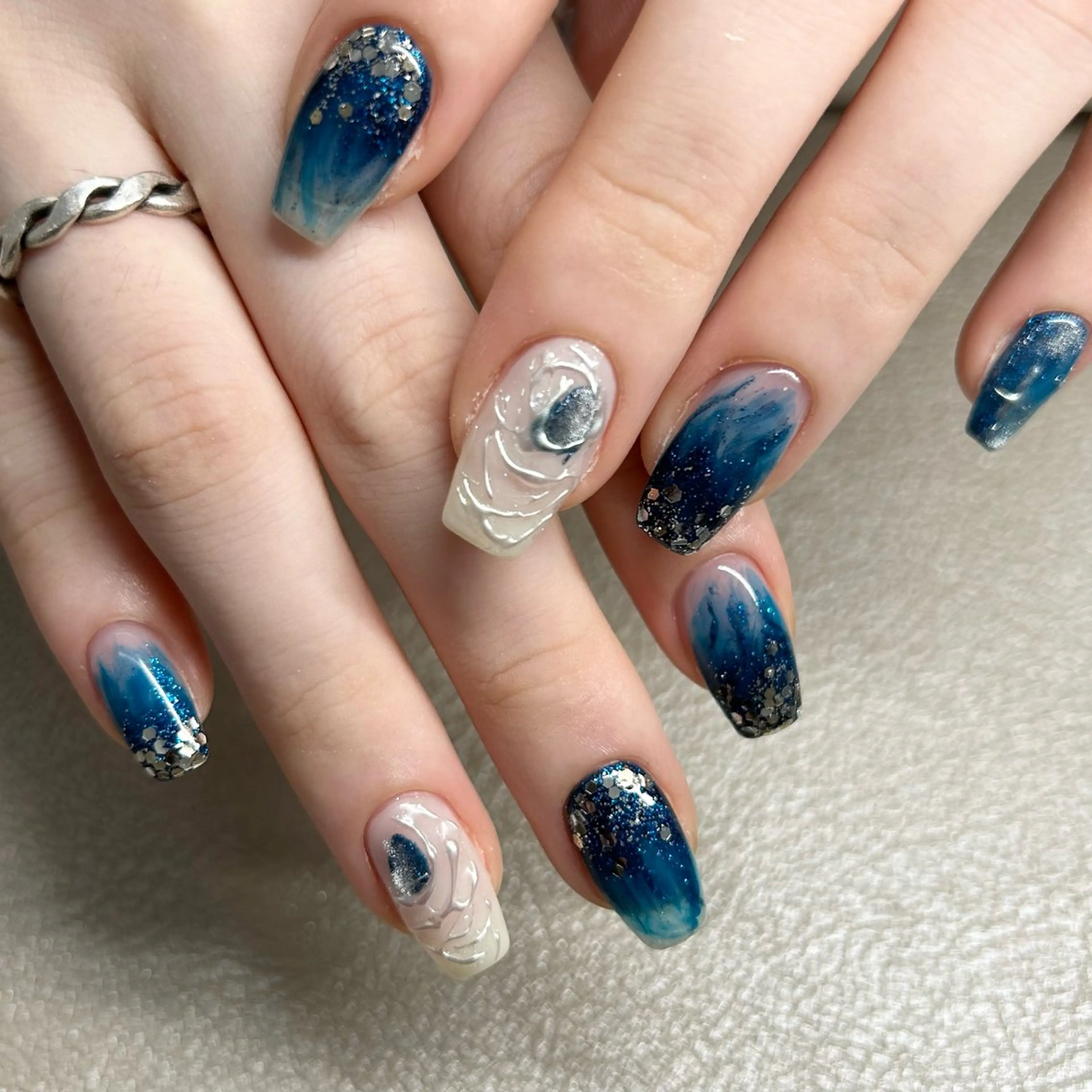 ネイル ハンドネイル ハンドケア she nail studio所属・パラジェル/スカルプ salonOerbaのネイルデザイン