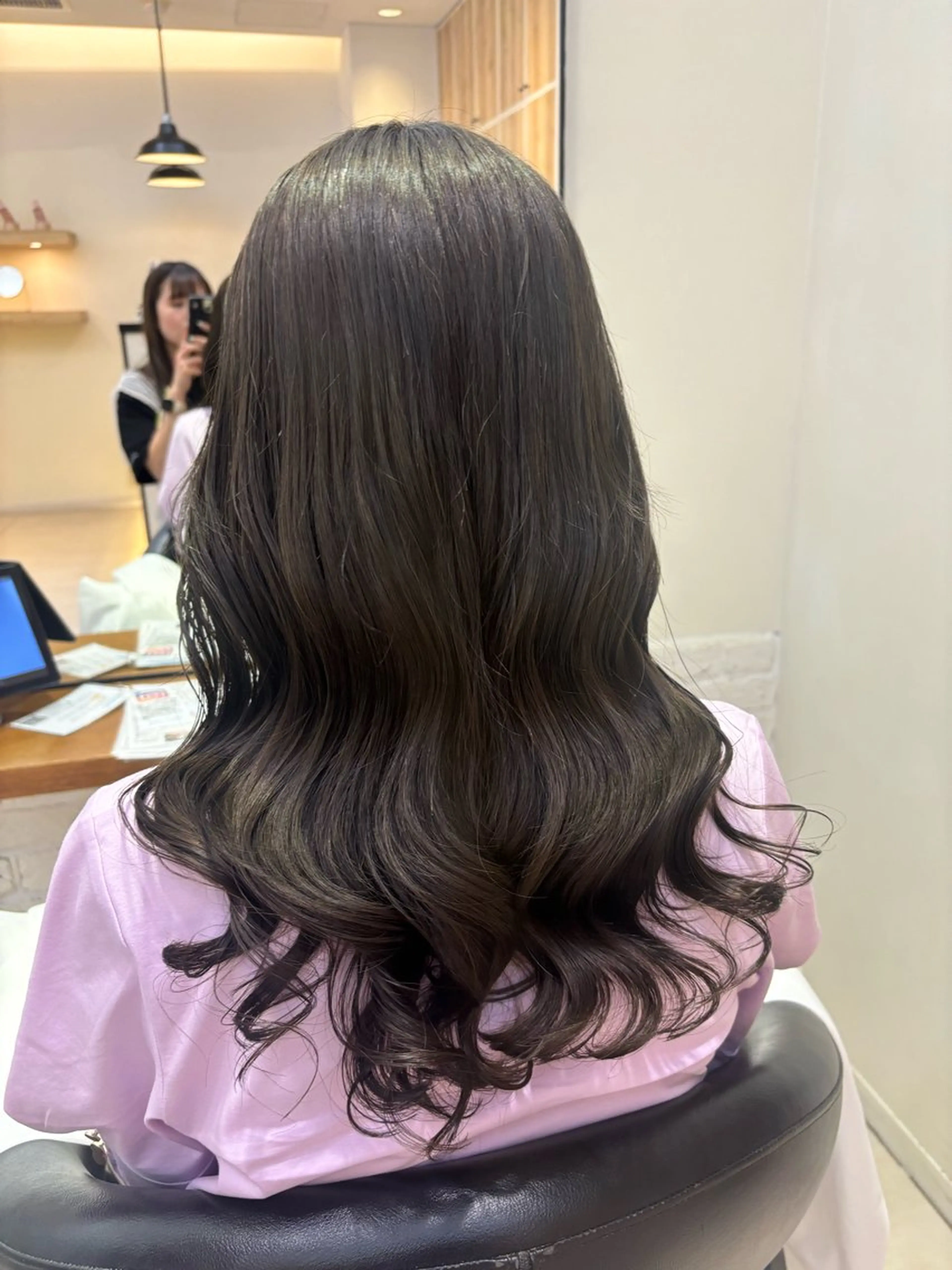 セミロング カット パーマ コテ巻き風パーマ🫧 麻尋のヘアスタイル