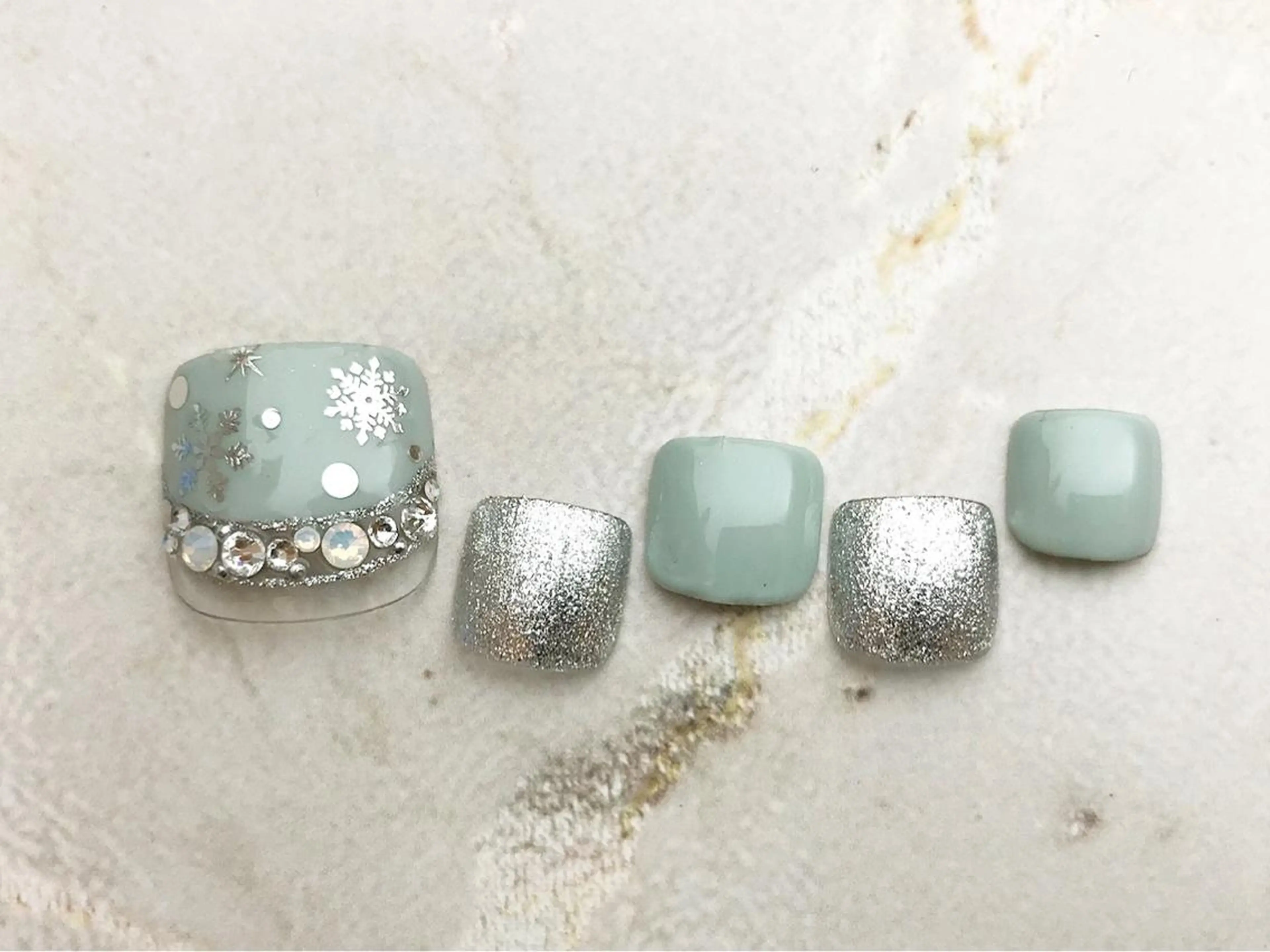 ネイル リセ有楽町店 ネイリストのネイルデザイン