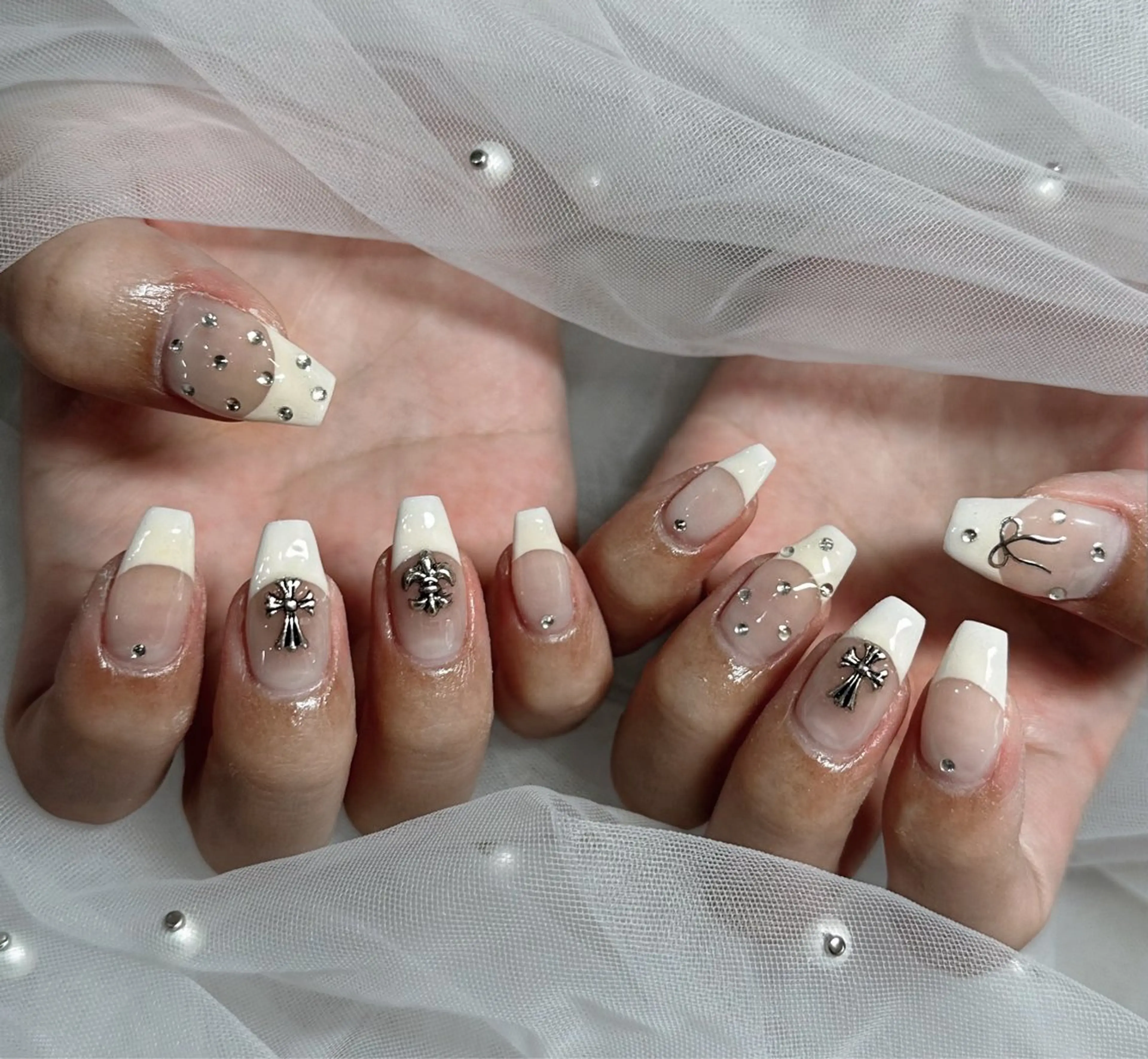 ネイル ハンドネイル LAVISH nanamiのネイルデザイン