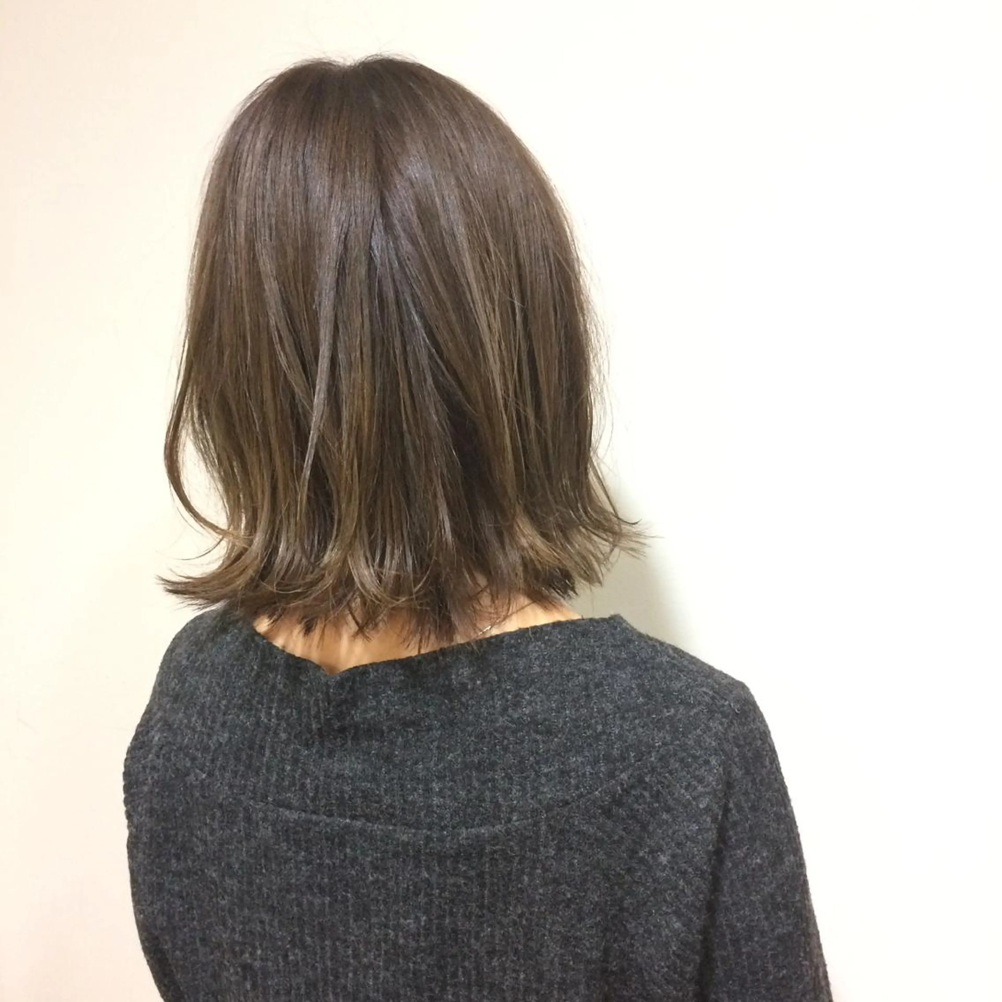 ショート ミディアム セミロング ロング カラー パーマ ヘアアレンジ メンズ メンズブリーチ メンズハイライト ブリーチ ハイライトカラー ハイライト littohair所属・岡田 杏のエステ・リラクイメージ