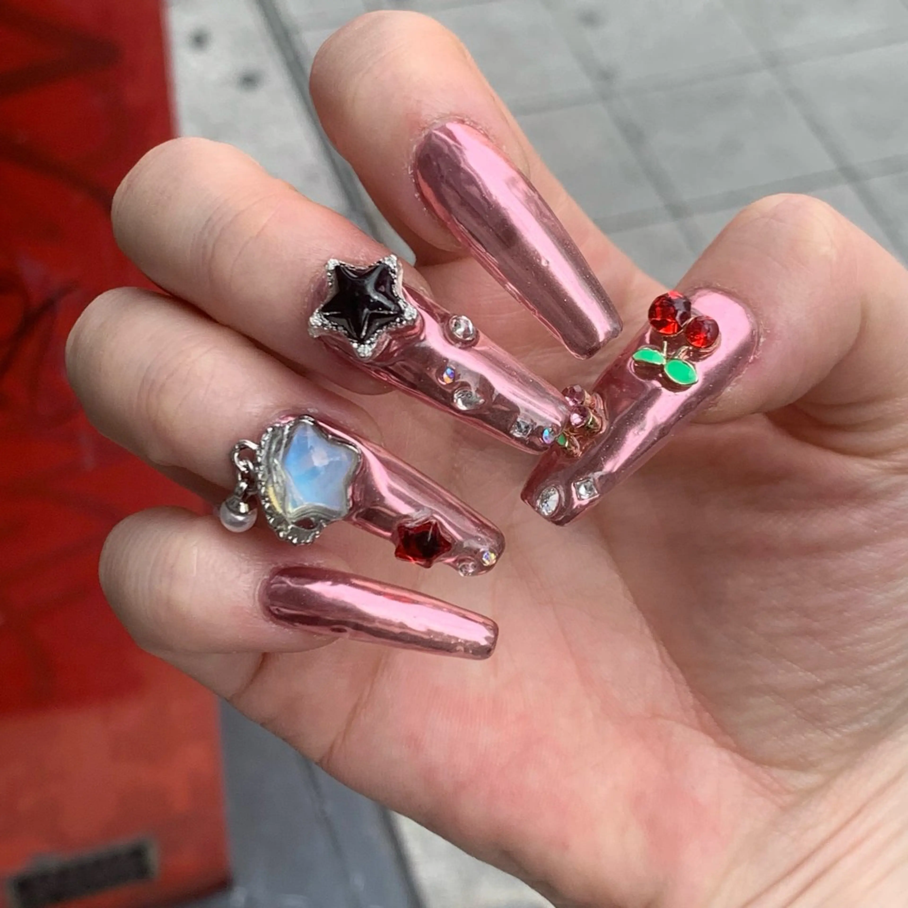 ネイル R nailstudioのネイルデザイン
