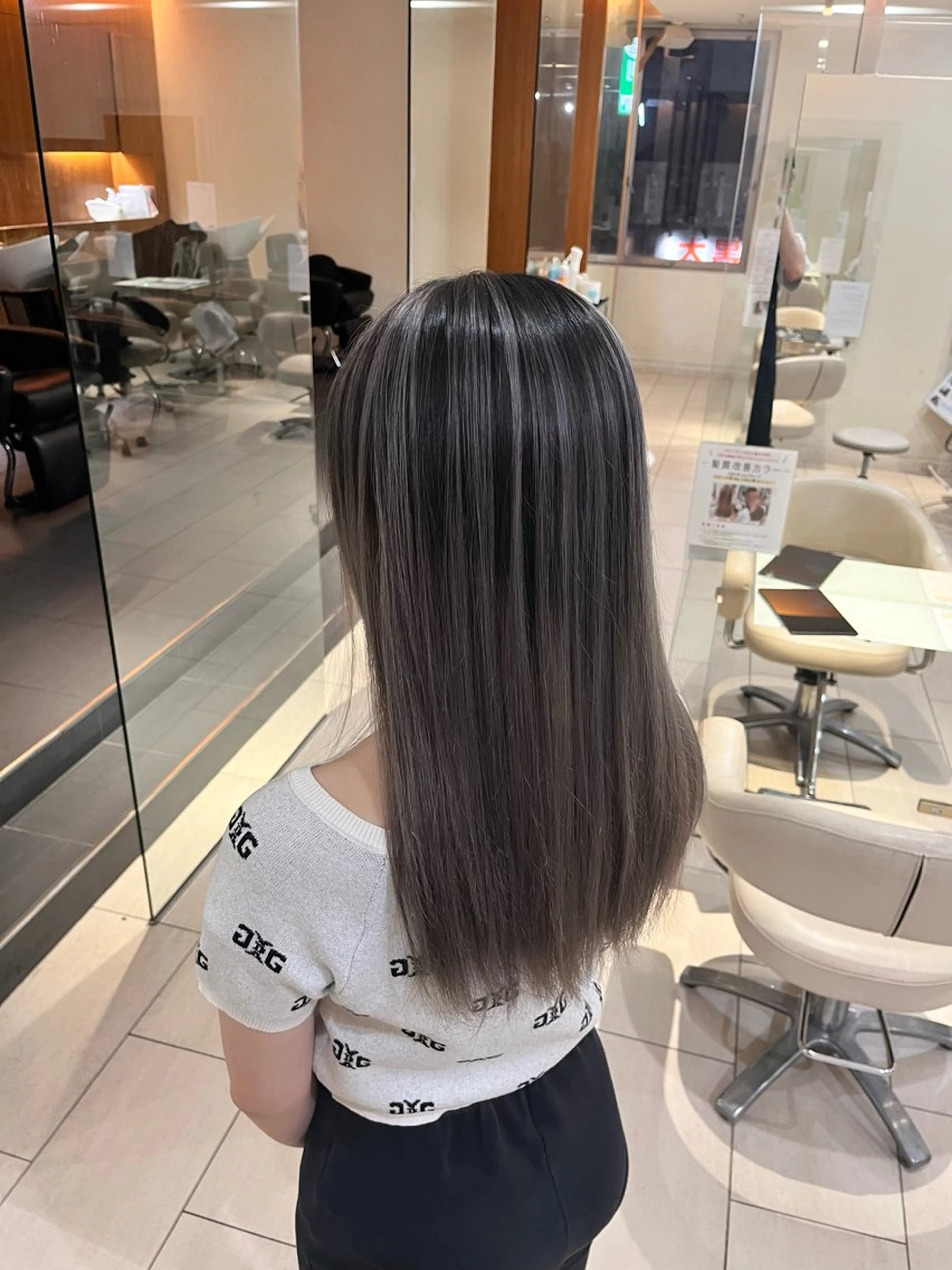 カラー バレイヤージュ カット ヘアカラー トリートメント バレイヤージュ／ ブリーチ/鎌田のヘアスタイル