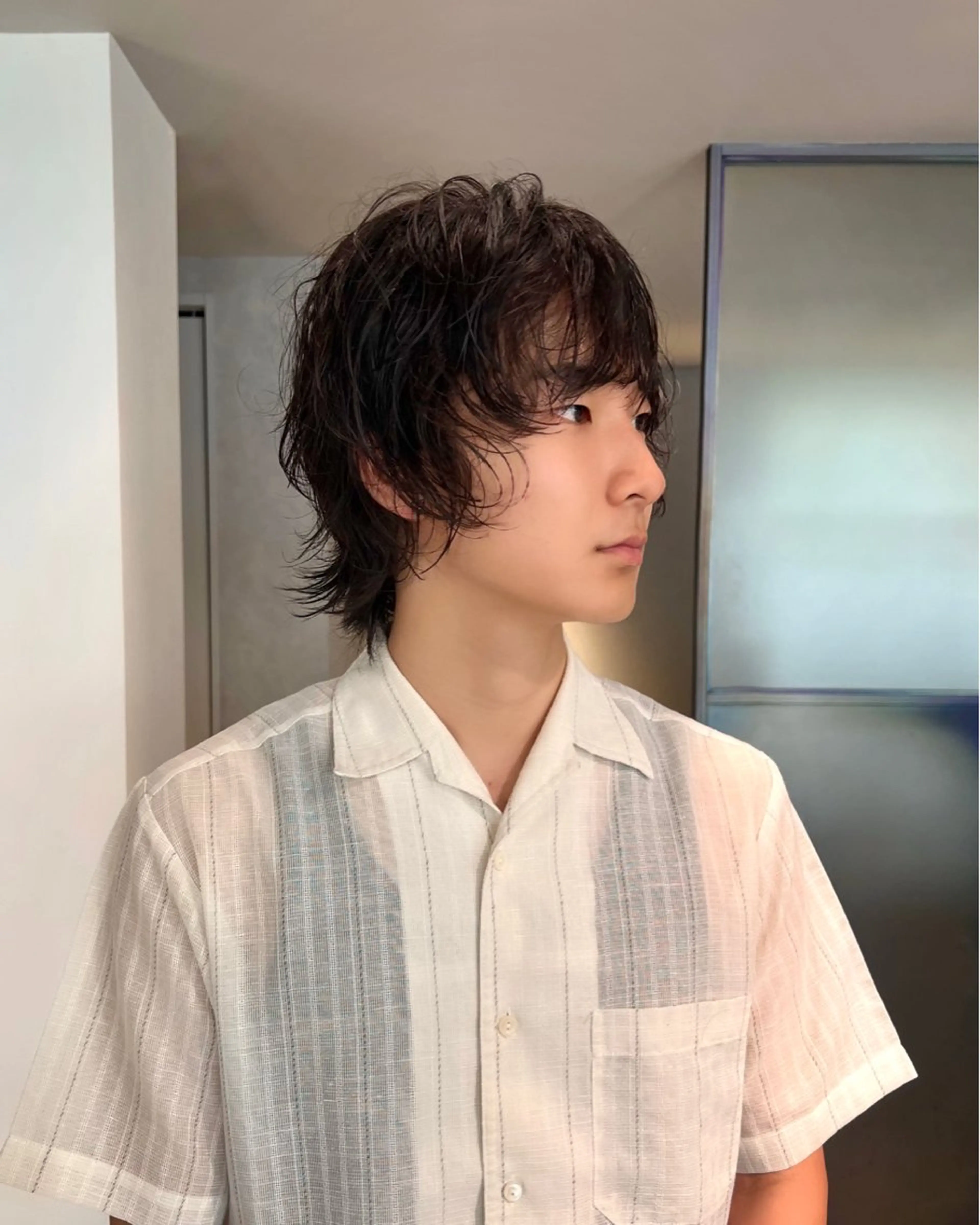 パーマ メンズ マッシュ メンズパーマ メンズショート ツイストスパイラルパーマ 波巻きパーマ 眉カット Qin shaire salon 原宿verno店所属・【センターパート】 ETO／江藤翼の眉毛・アイブロウイメージ