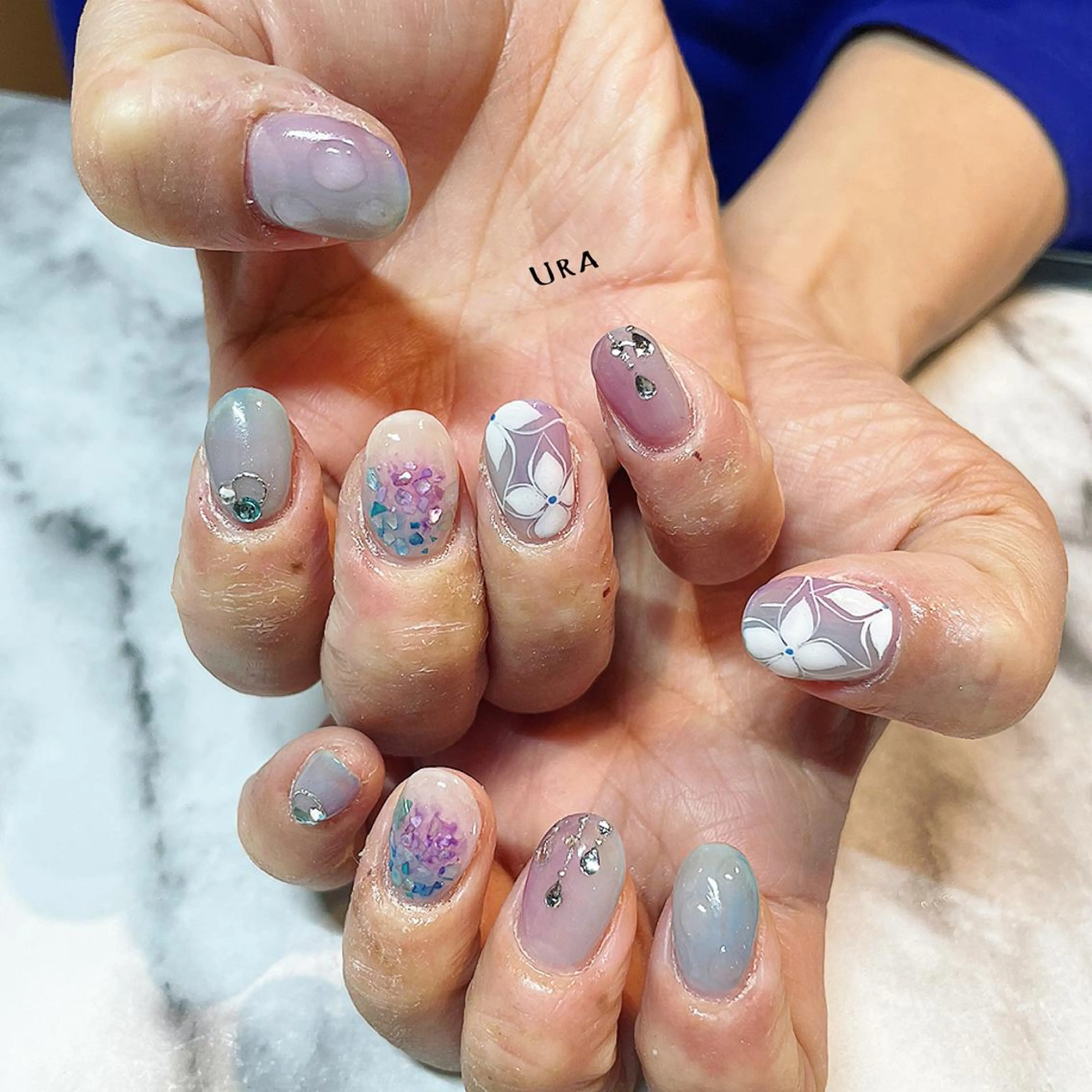 ネイル UrakoNail 《nail》のネイルデザイン