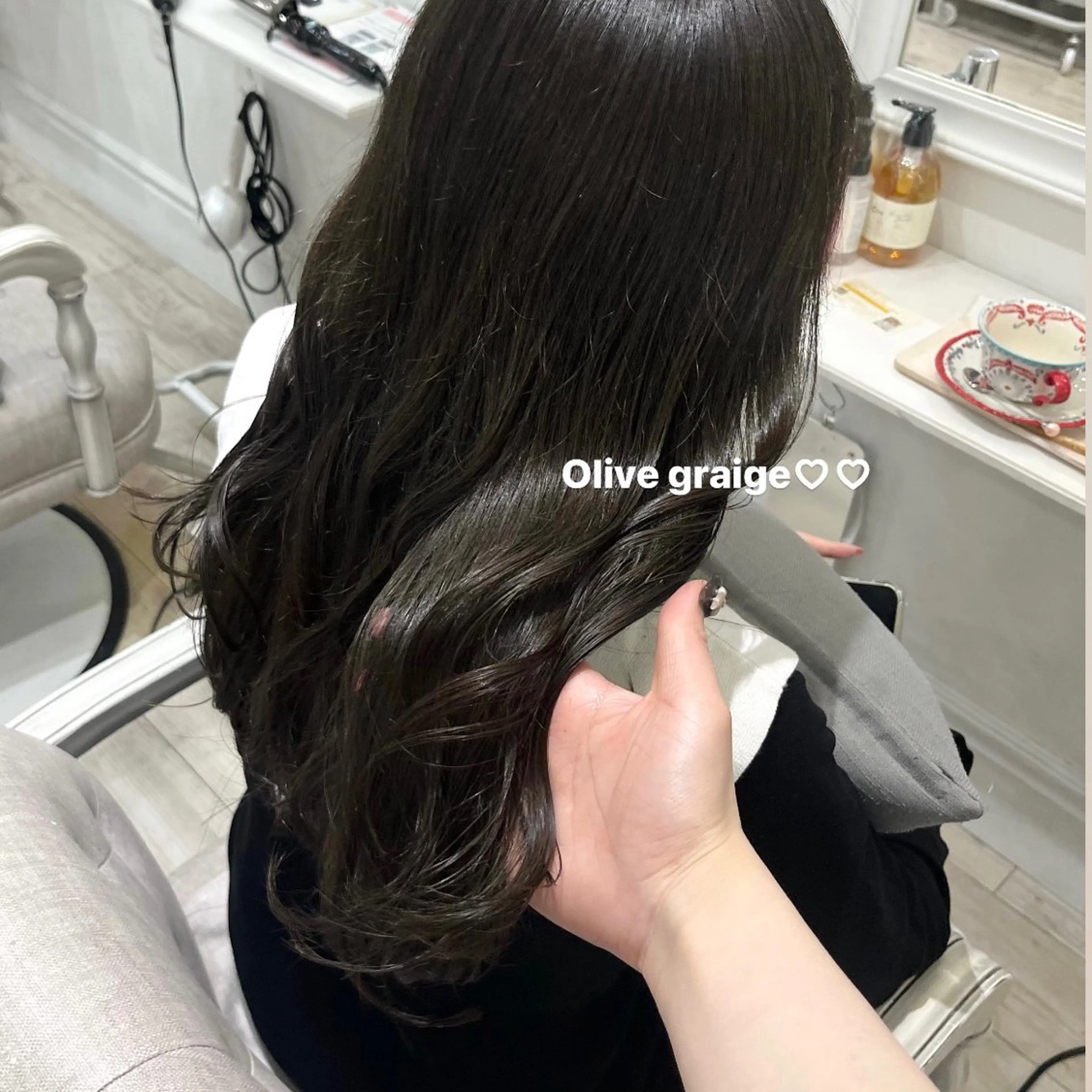 ロング カラー 透明感カラー ヘアカラー トリートメント ヘッドスパ miku୨୧˖* 透明感モテカラーのヘアスタイル