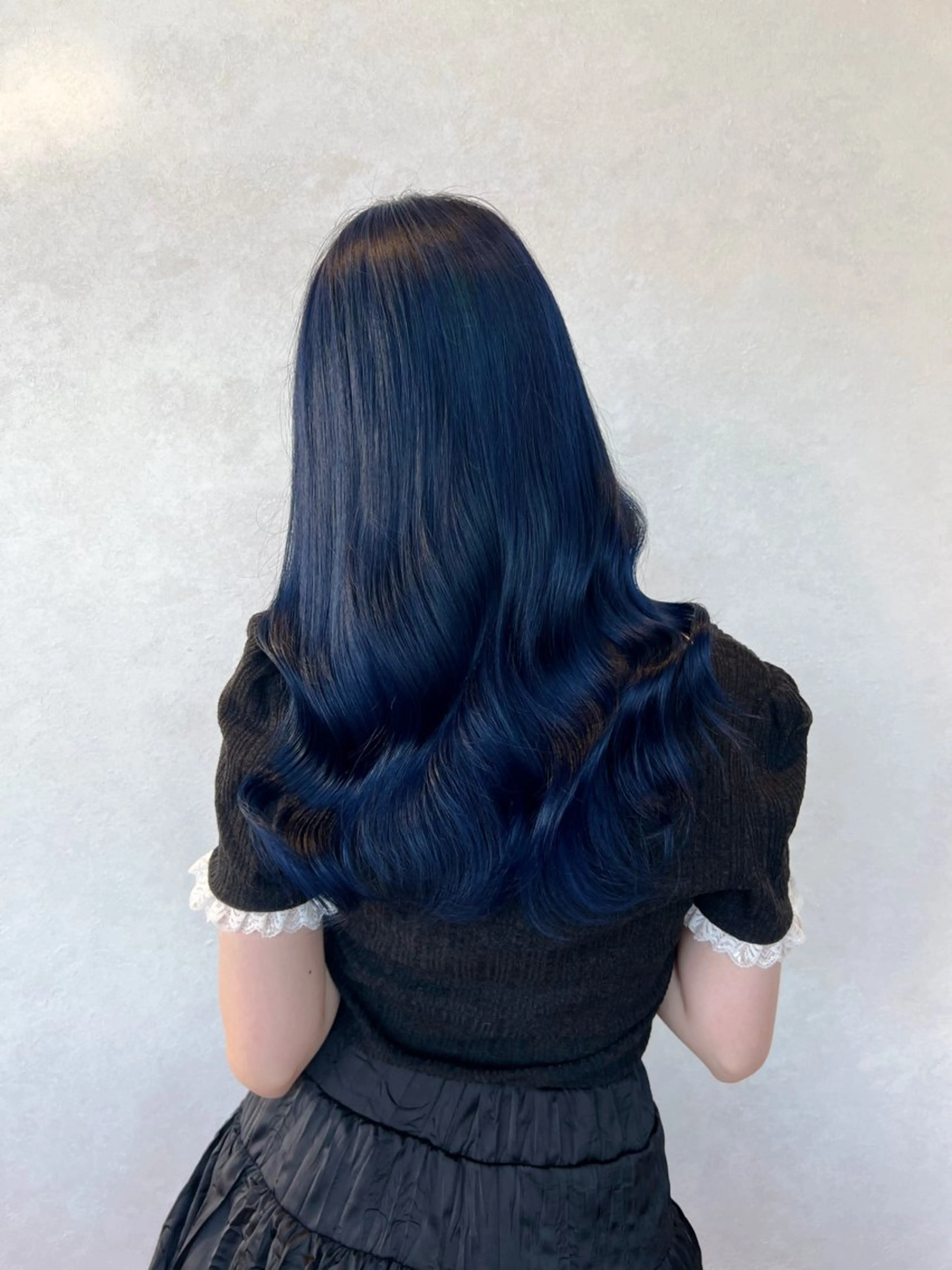 カラー nehus nagaoka所属・🖤複雑履歴ブリーチ Mizuki 🖤のヘアスタイル