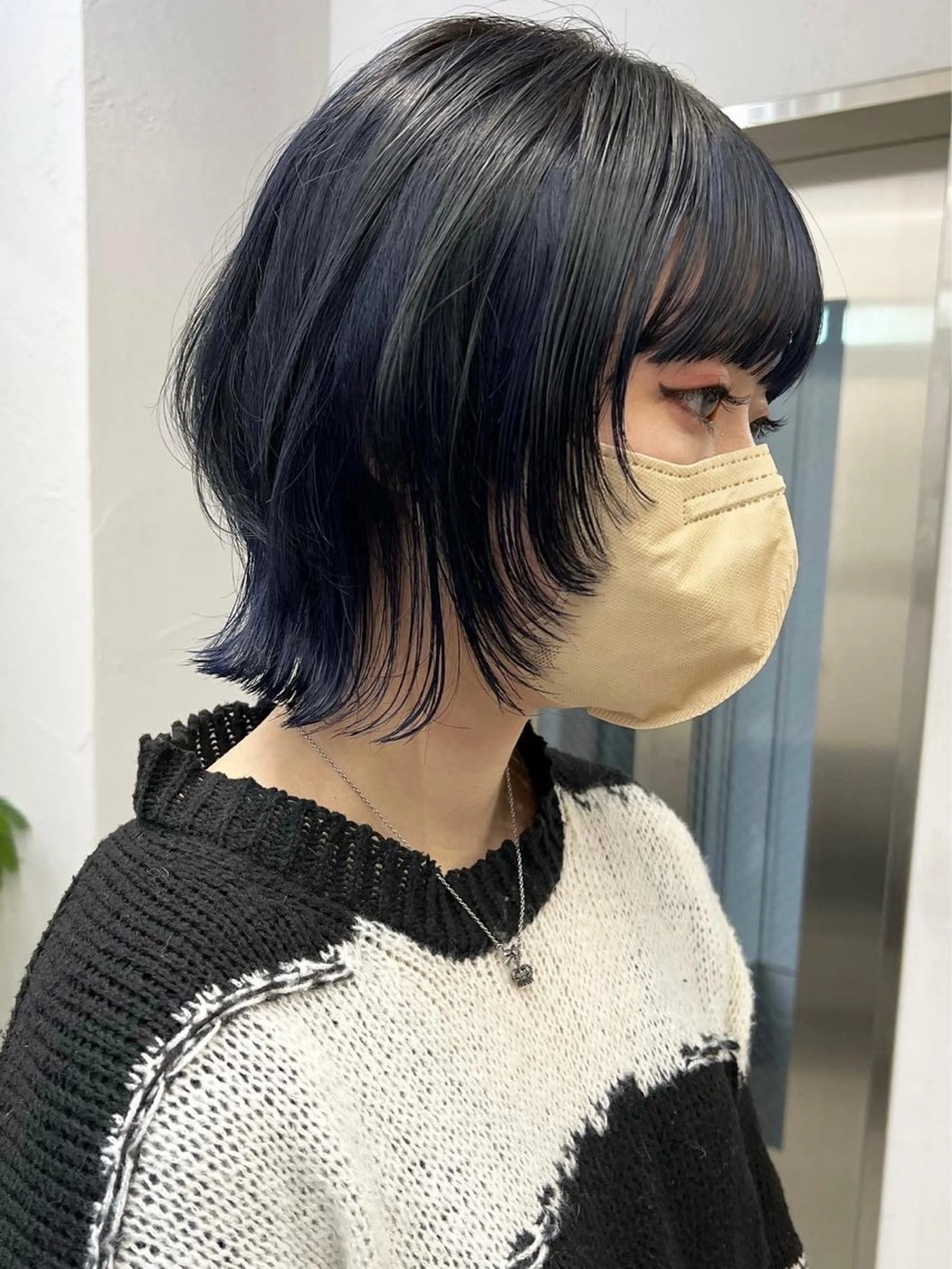 ショート カラー レイヤーカット 小顔カット トリートメント ウルフカット カット トリートメント RYOSUKE インナーカラーのヘアスタイル