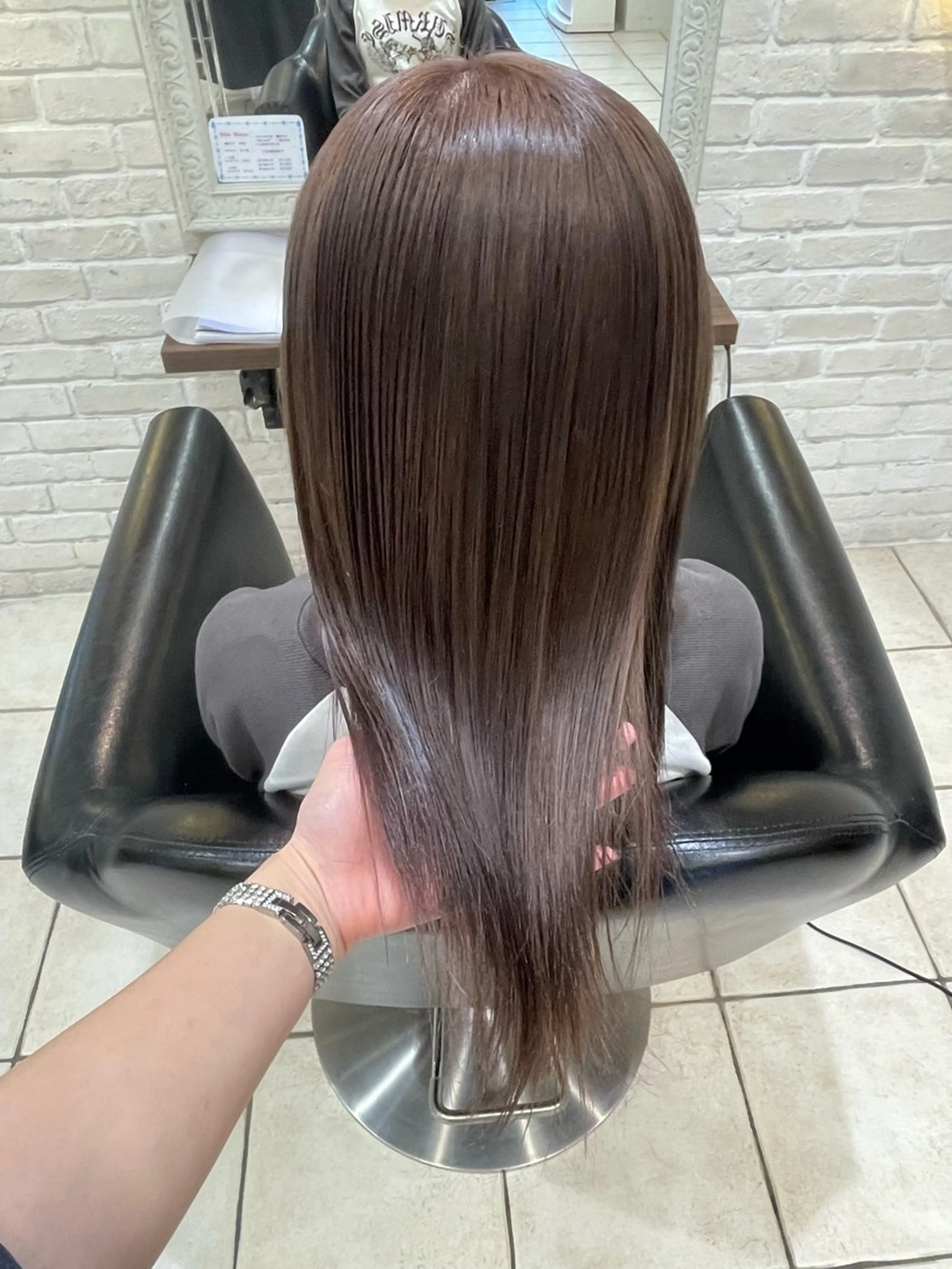 カラー ヘアカラー トリートメント 🩵RIKO🩵 透明感カラー🫧のヘアスタイル