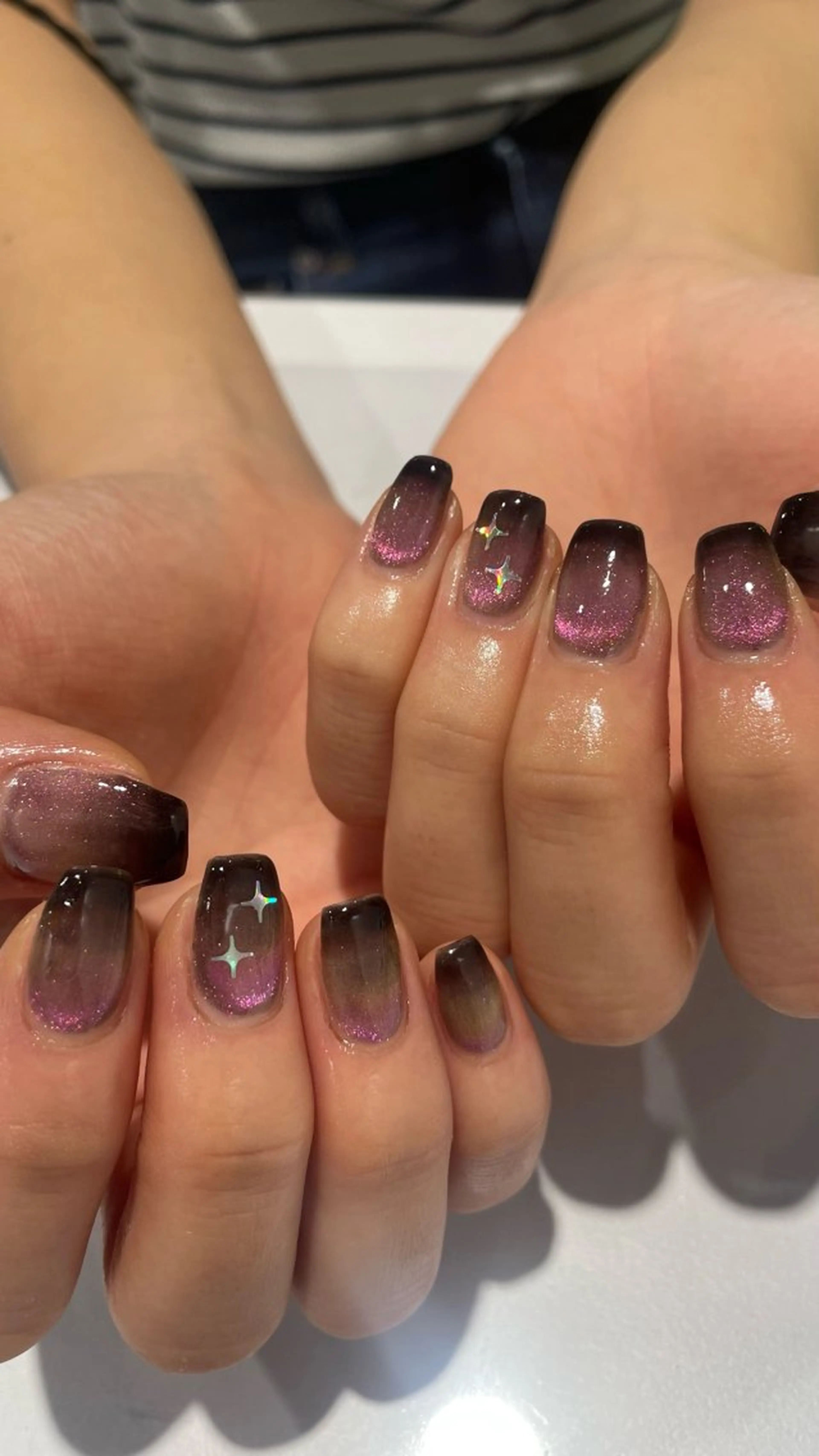 ネイル ハンドネイル フットネイル ハンドケア クルミ/ 💕ワンホンネイルのネイルデザイン