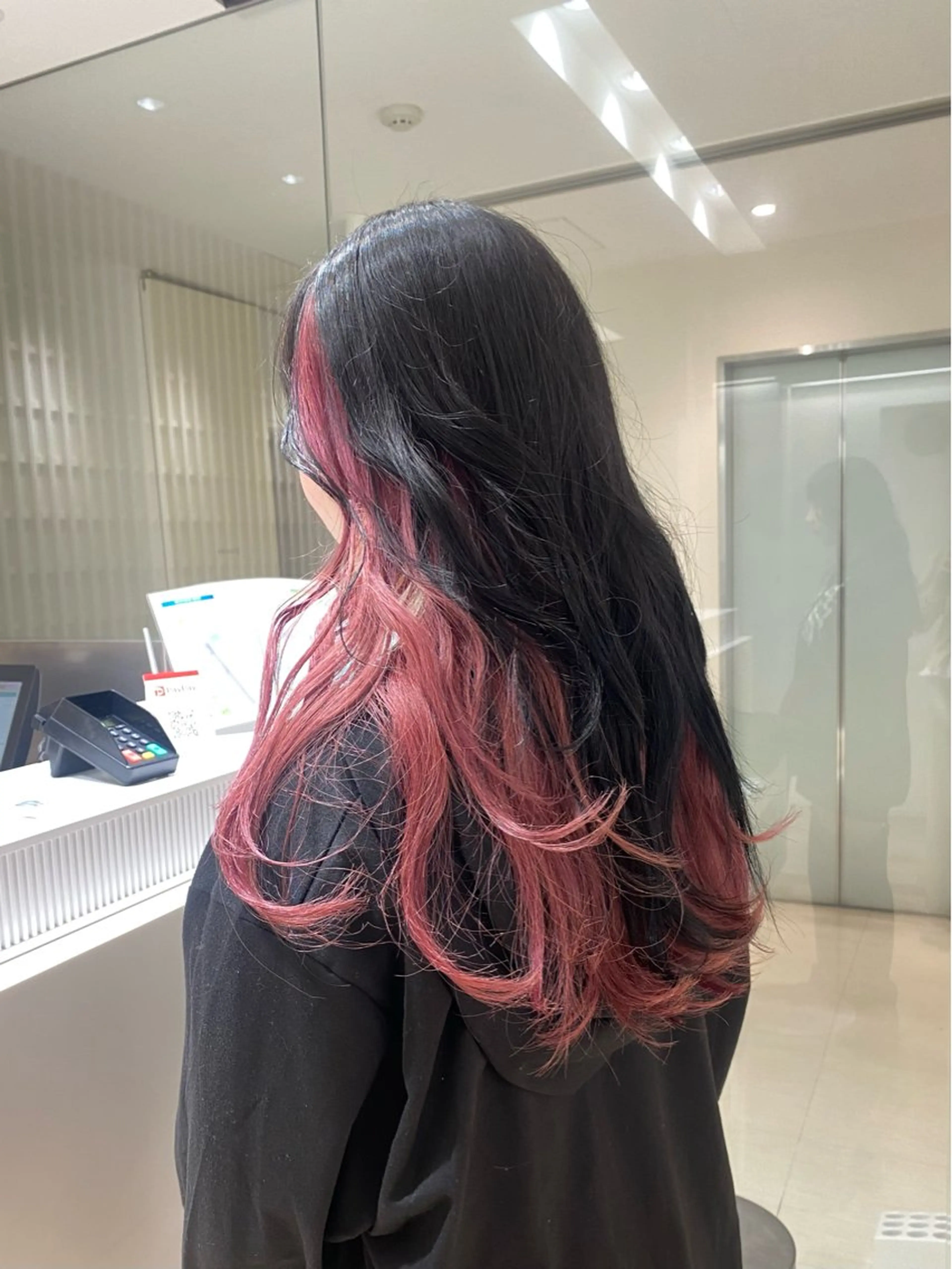 ロング カット ヘアカラー トリートメント 松永 わかなのヘアスタイル