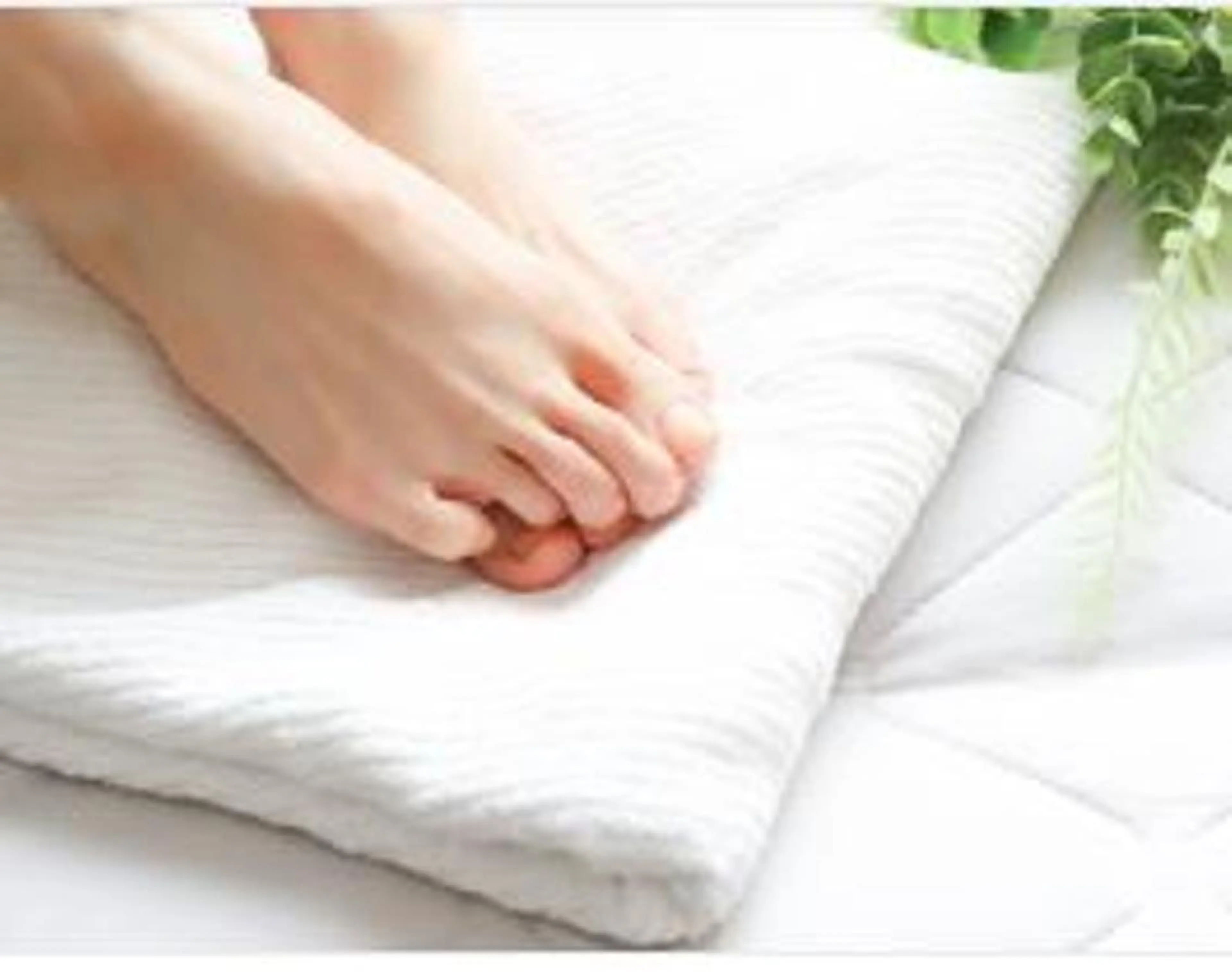 ネイル 長さ出し フットネイル ジェルネイル Ishikawa rieのマツエク・マツパデザイン