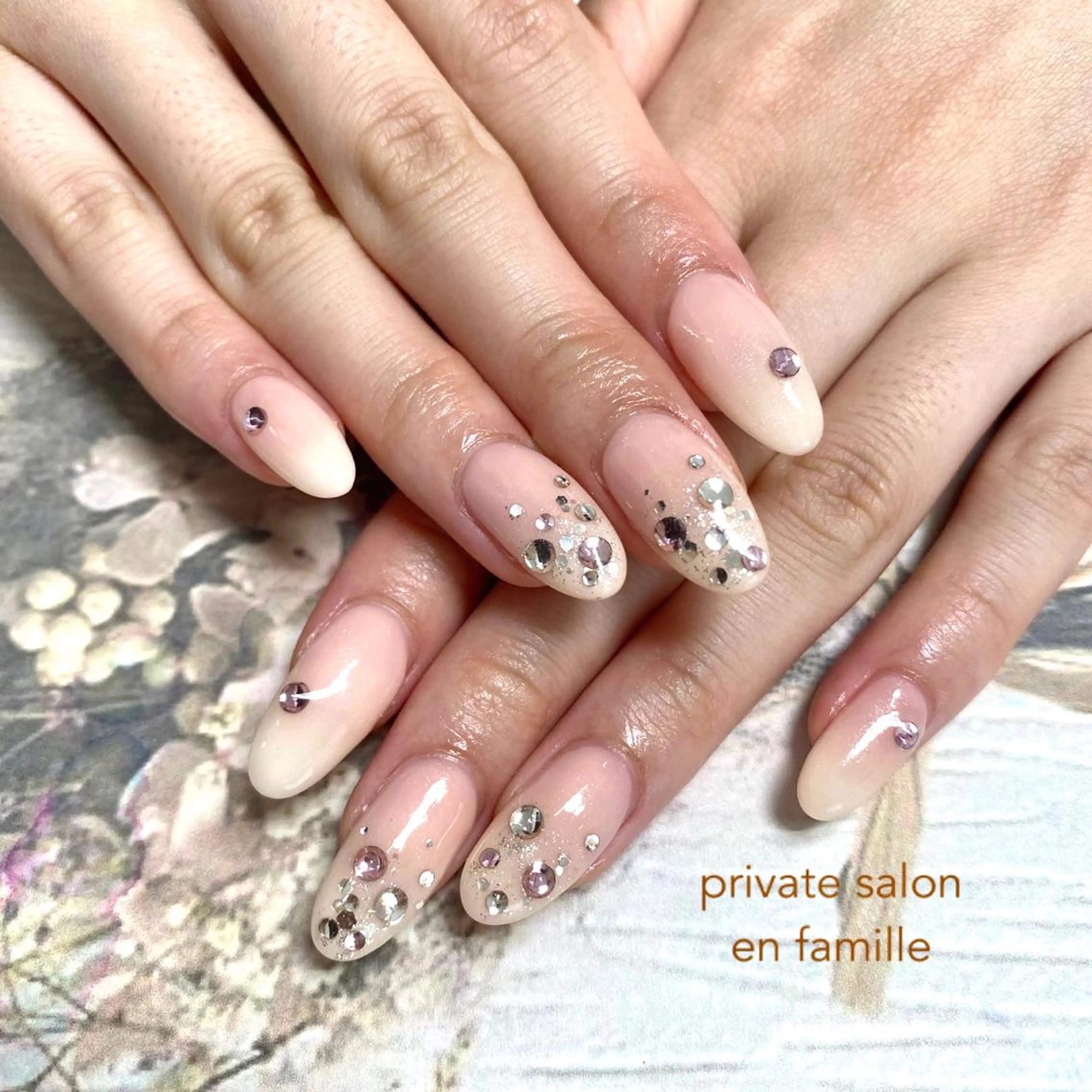 ネイル ハンドネイル nail salon en familleのネイルデザイン