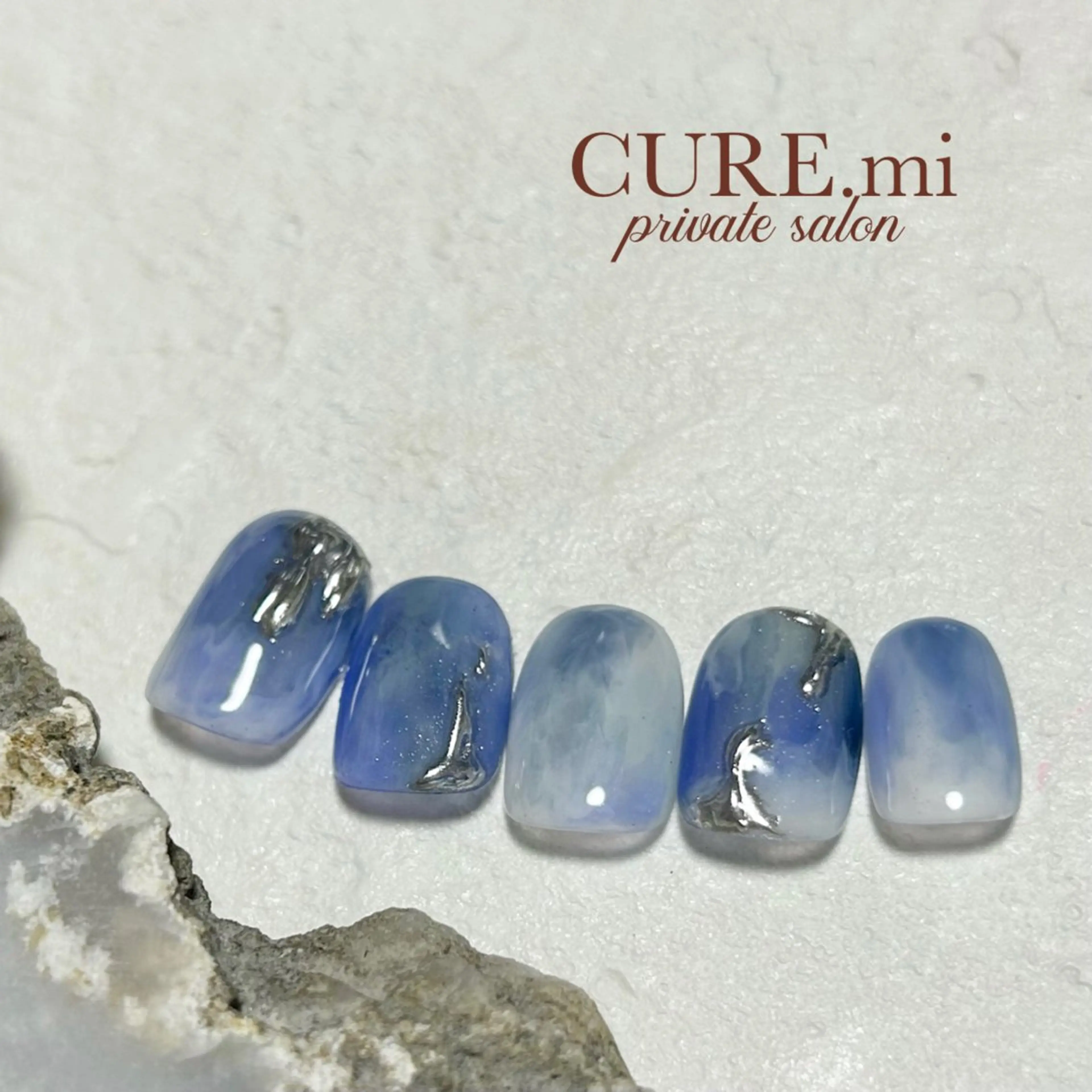 ネイル ハンドネイル ハンドケア CURE.mi所属・伊藤 美香のネイルデザイン