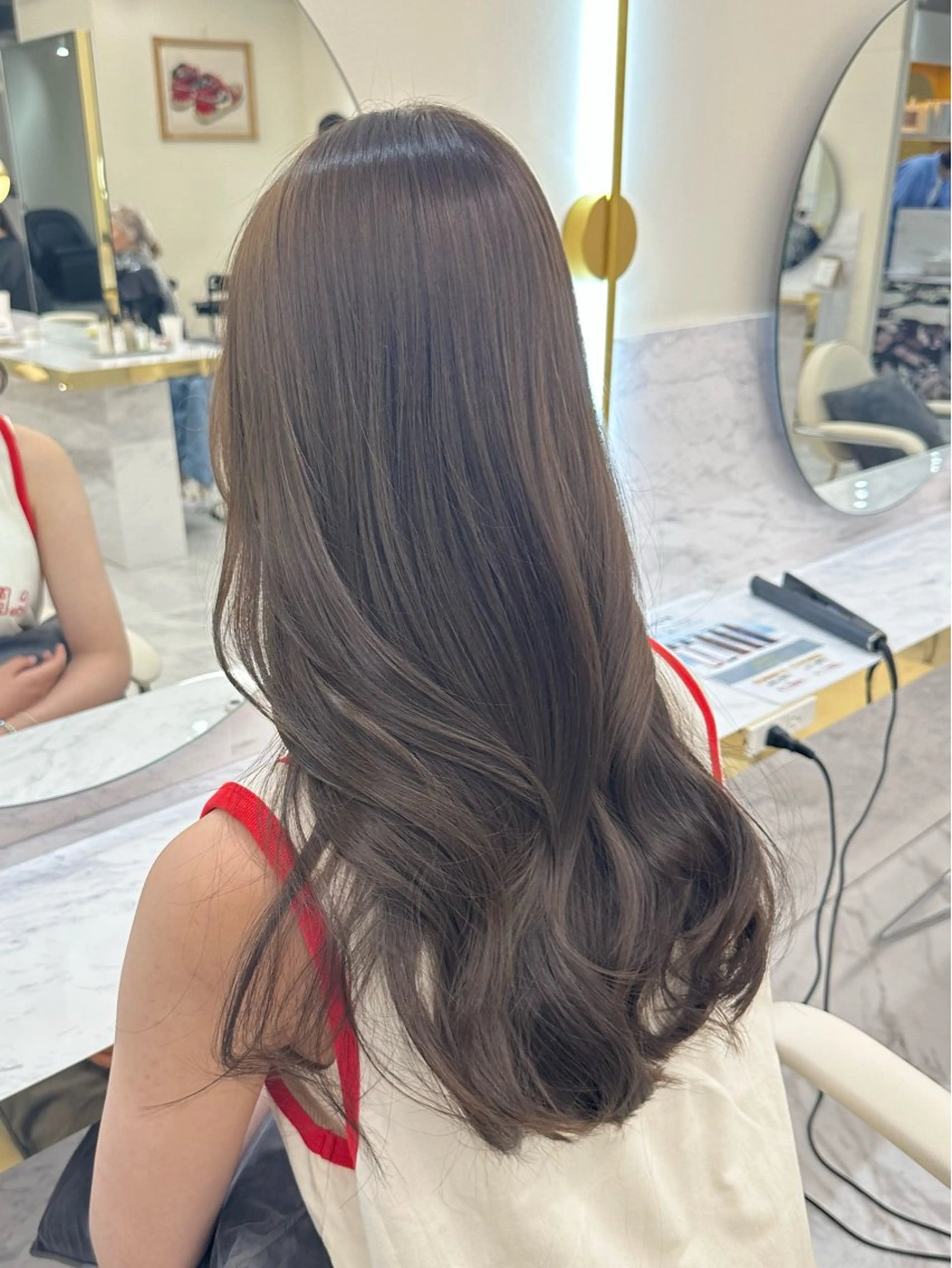 セミロング 似合わせカット トリートメント カット ヘアカラー トリートメント 似合わせ顔まわりカッ ト🩶瀧本美咲のヘアスタイル