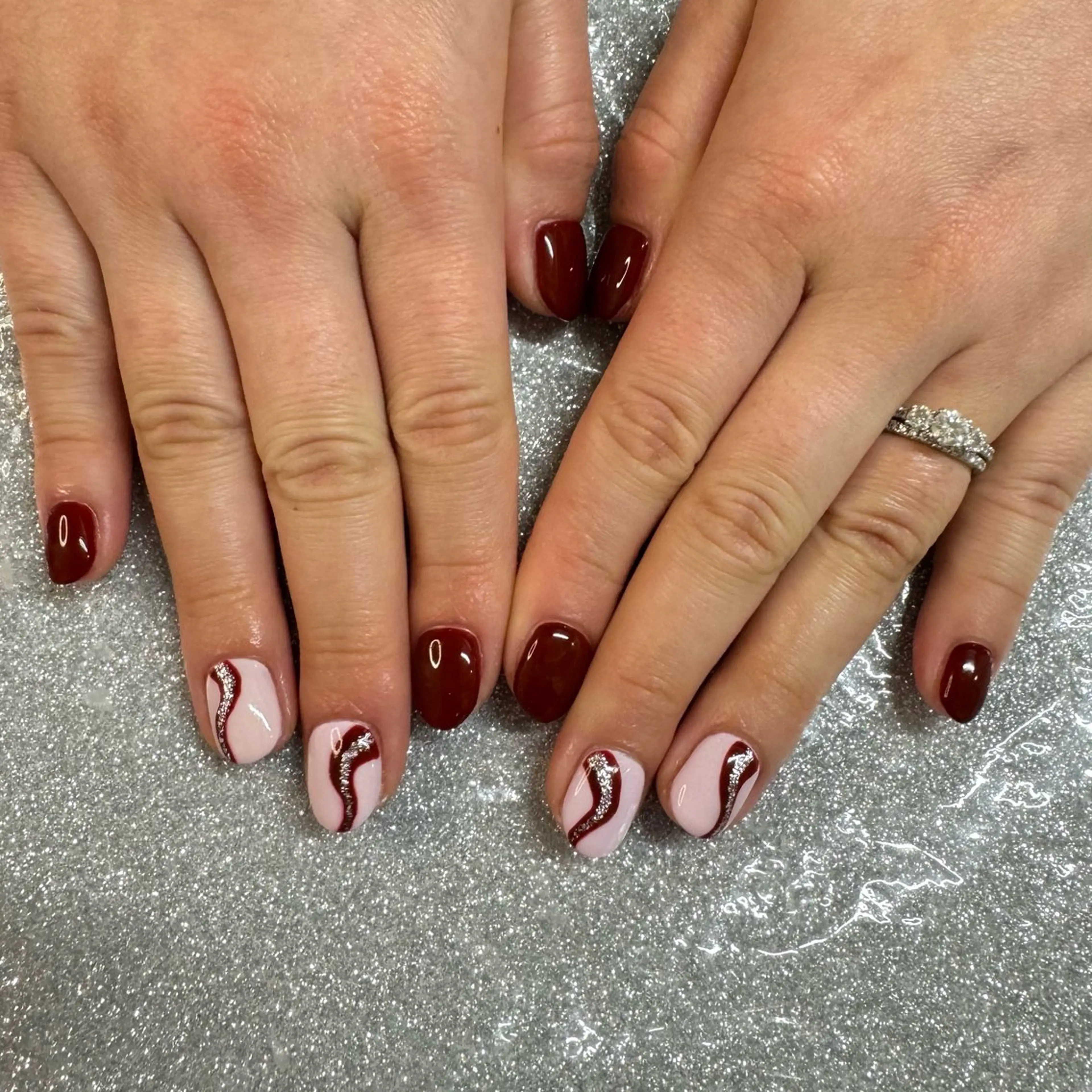 ネイル ハンドネイル VIERU RIRIKA🌻のネイルデザイン