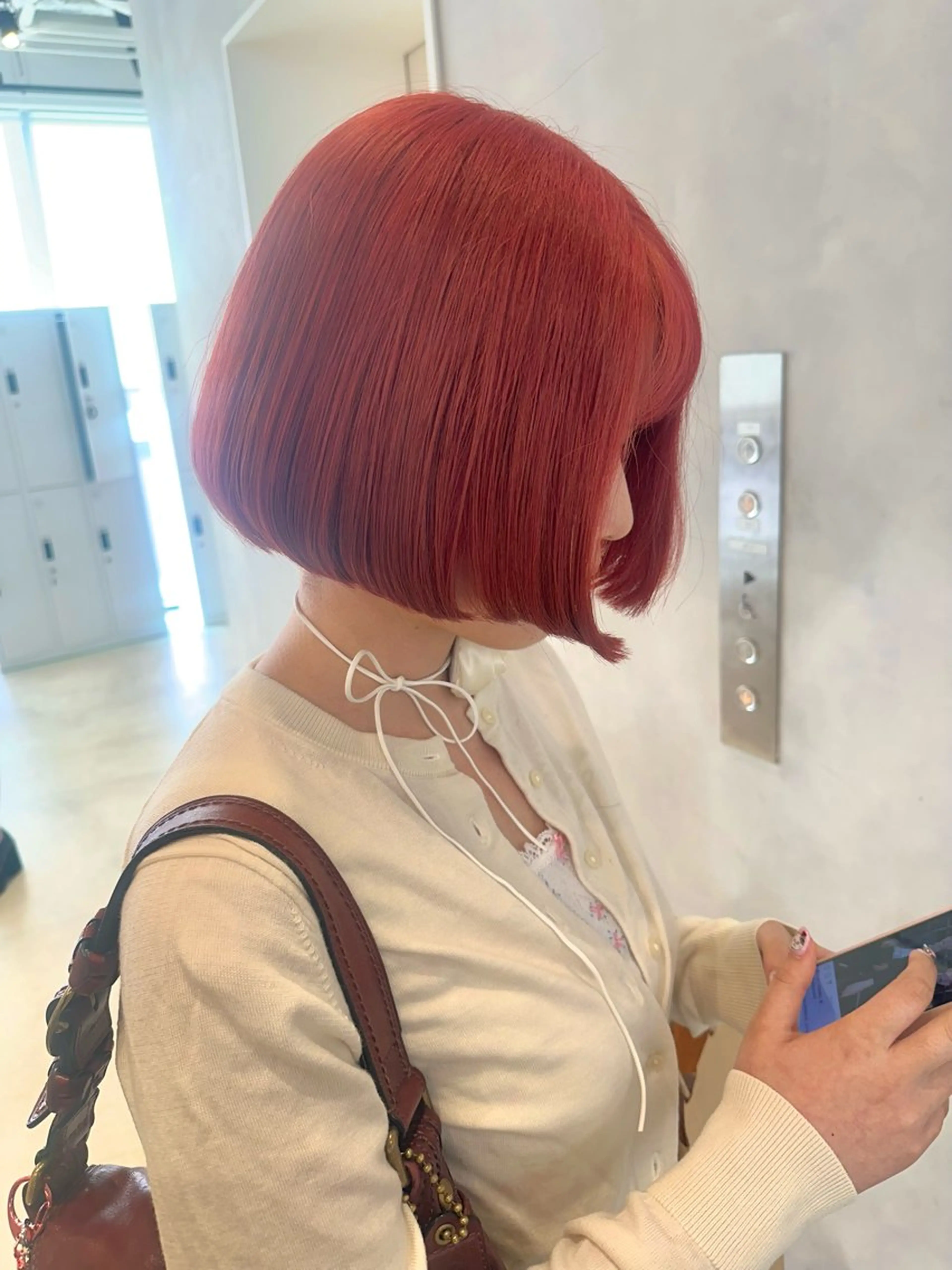 ショート カラー ブリーチ ケアブリーチ ダブルカラー ハイトーンカラー ピンクカラー 似合わせ小顔ショート /akane🐰♥️のヘアスタイル