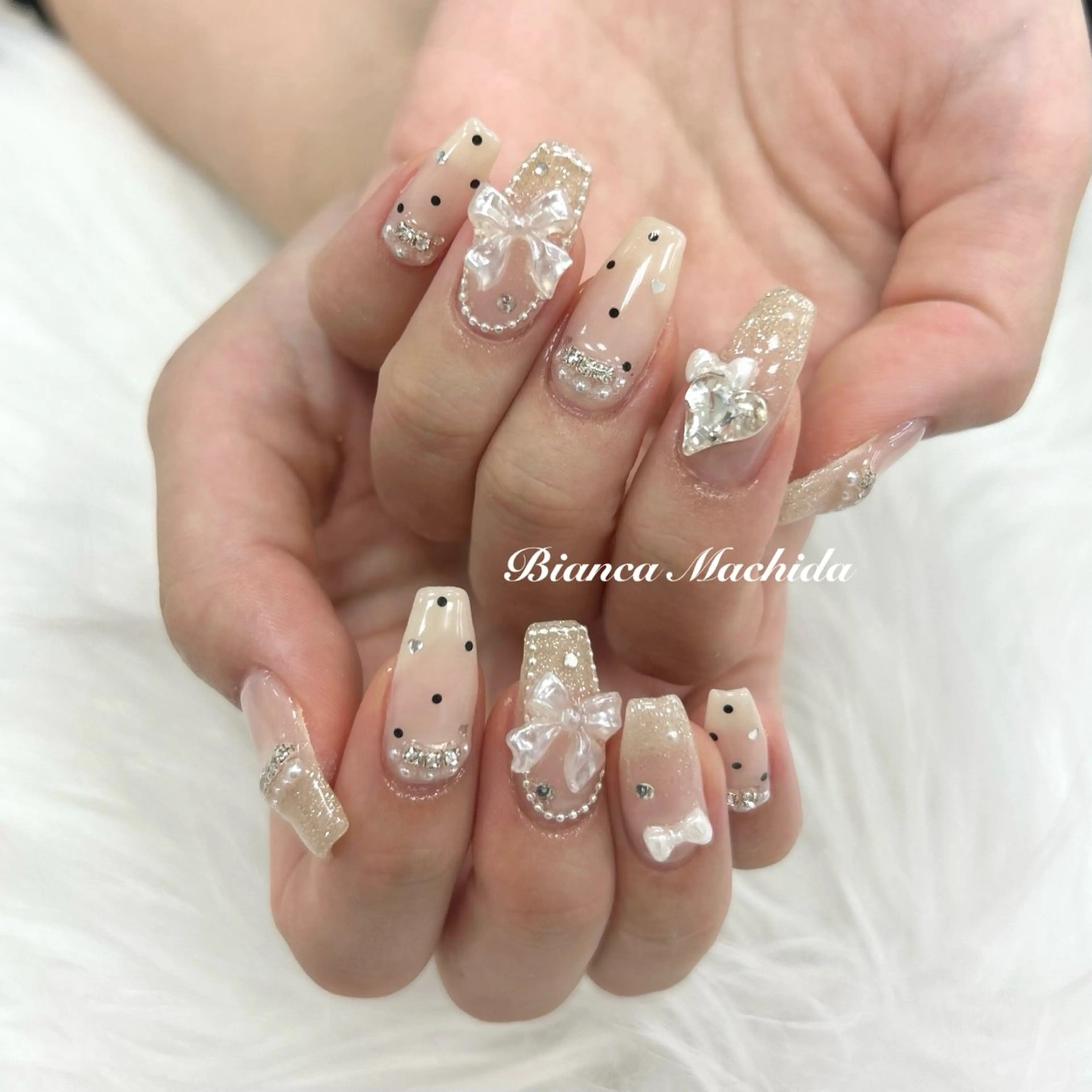 ネイル ハンドネイル ハンドケア Bianca 🪽 Nakajimaのネイルデザイン