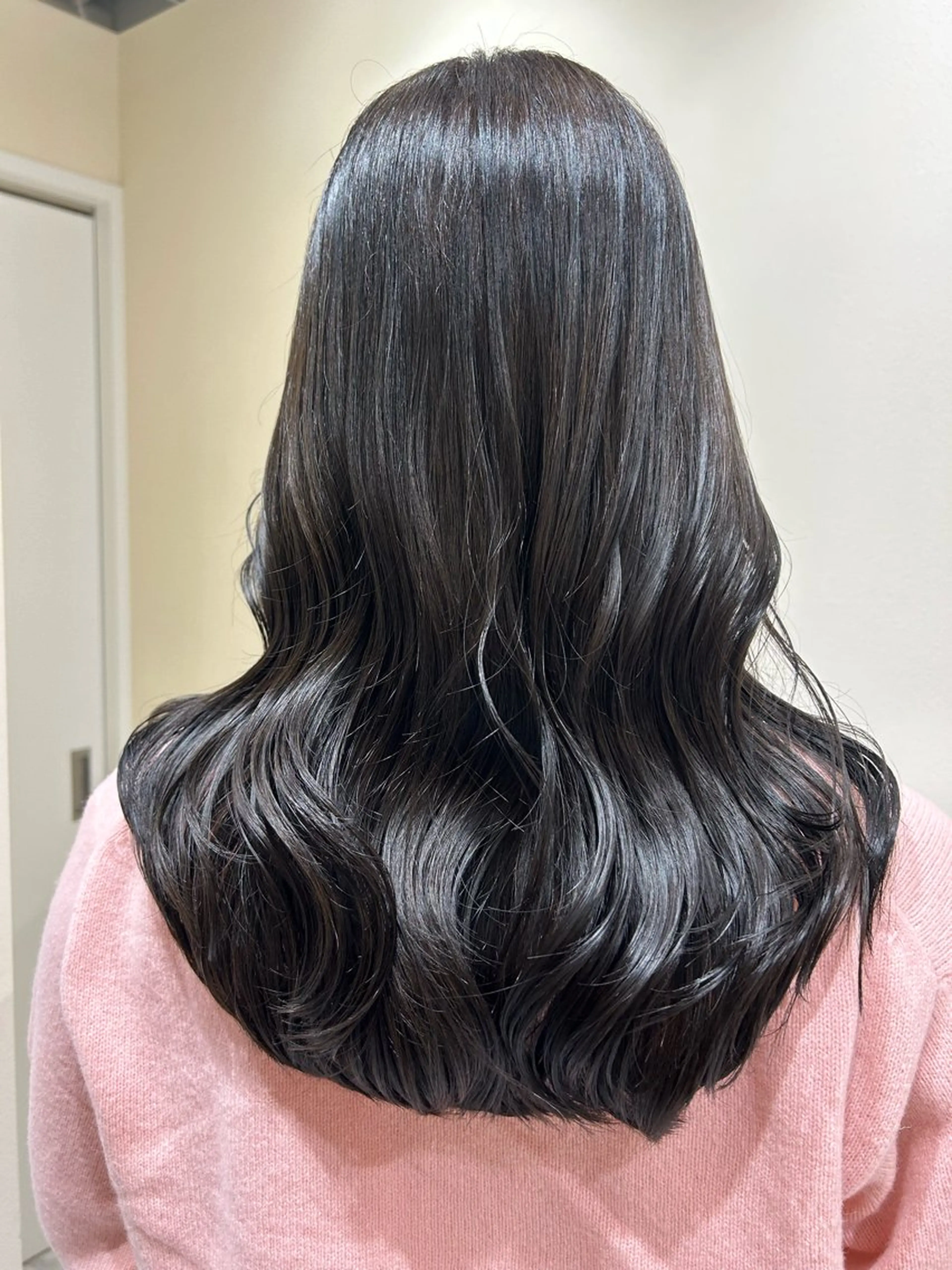 ロング ヘアカラー トリートメント 髪質改善カラー 🫧川井麻由のヘアスタイル