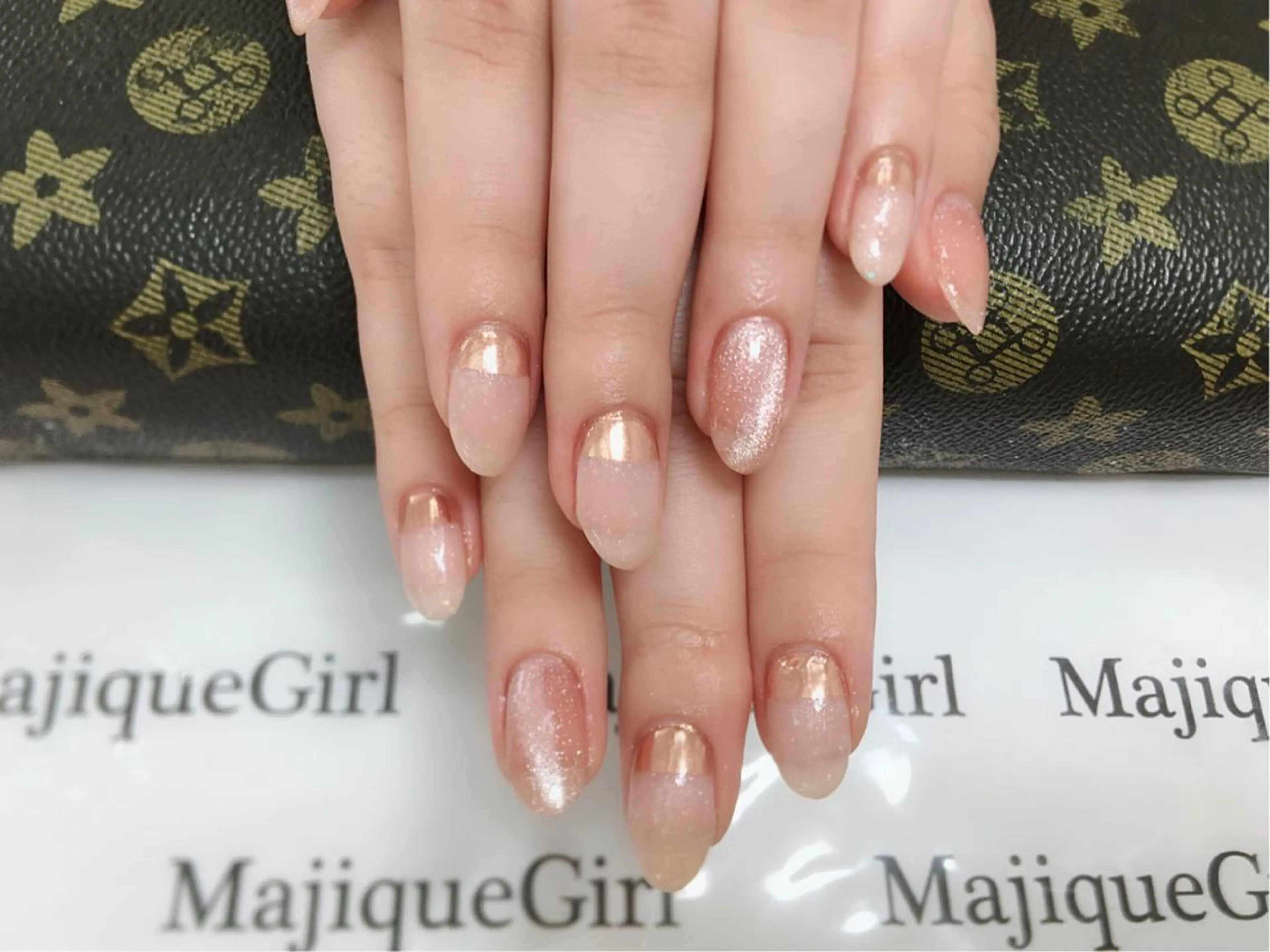 ネイル フレンチネイル ミラーネイル 🌸Nail&Eye KAKU🌸のネイルデザイン