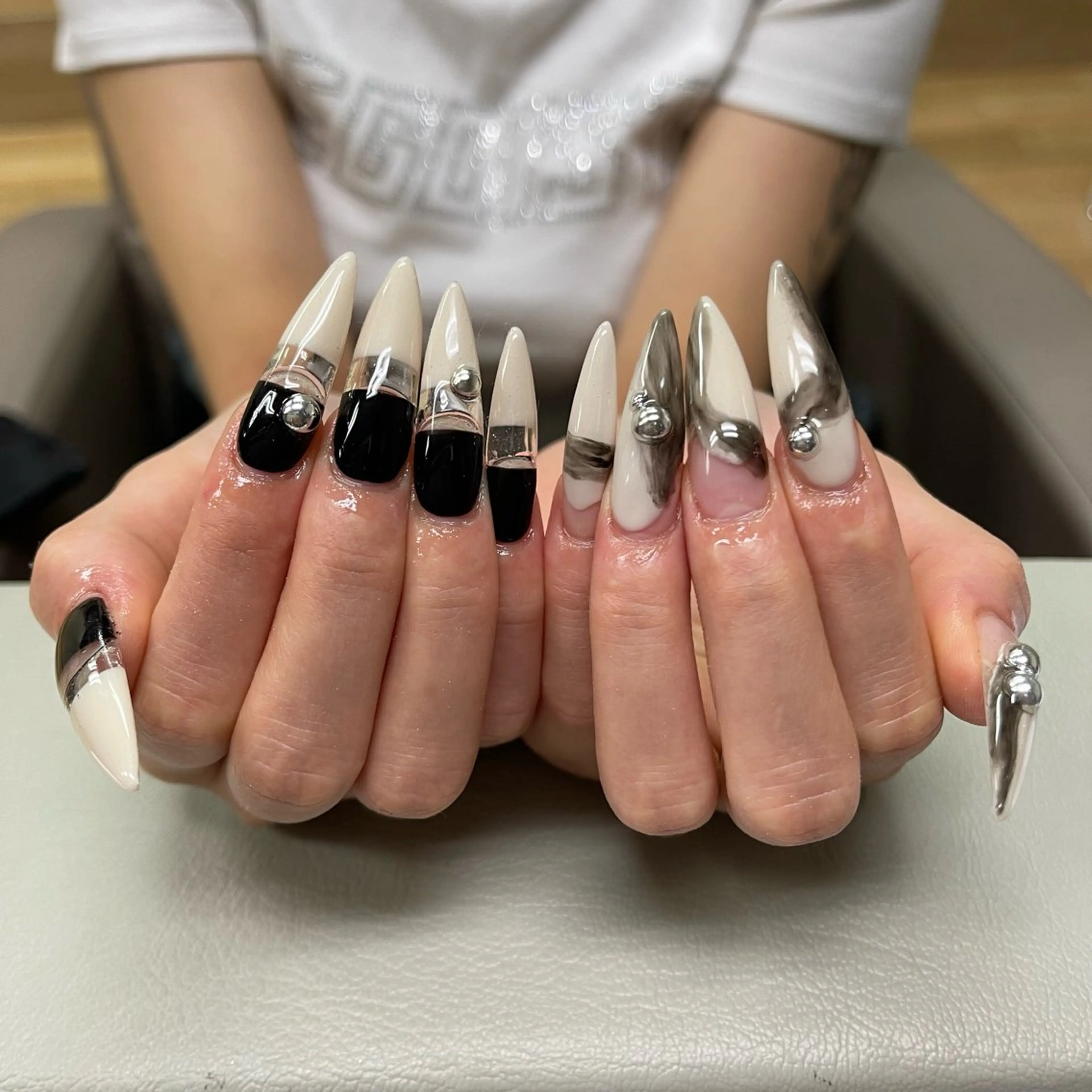ネイル ジェルネイル スカルプネイル ネイルチップ M.JEWELRY AIのネイルデザイン