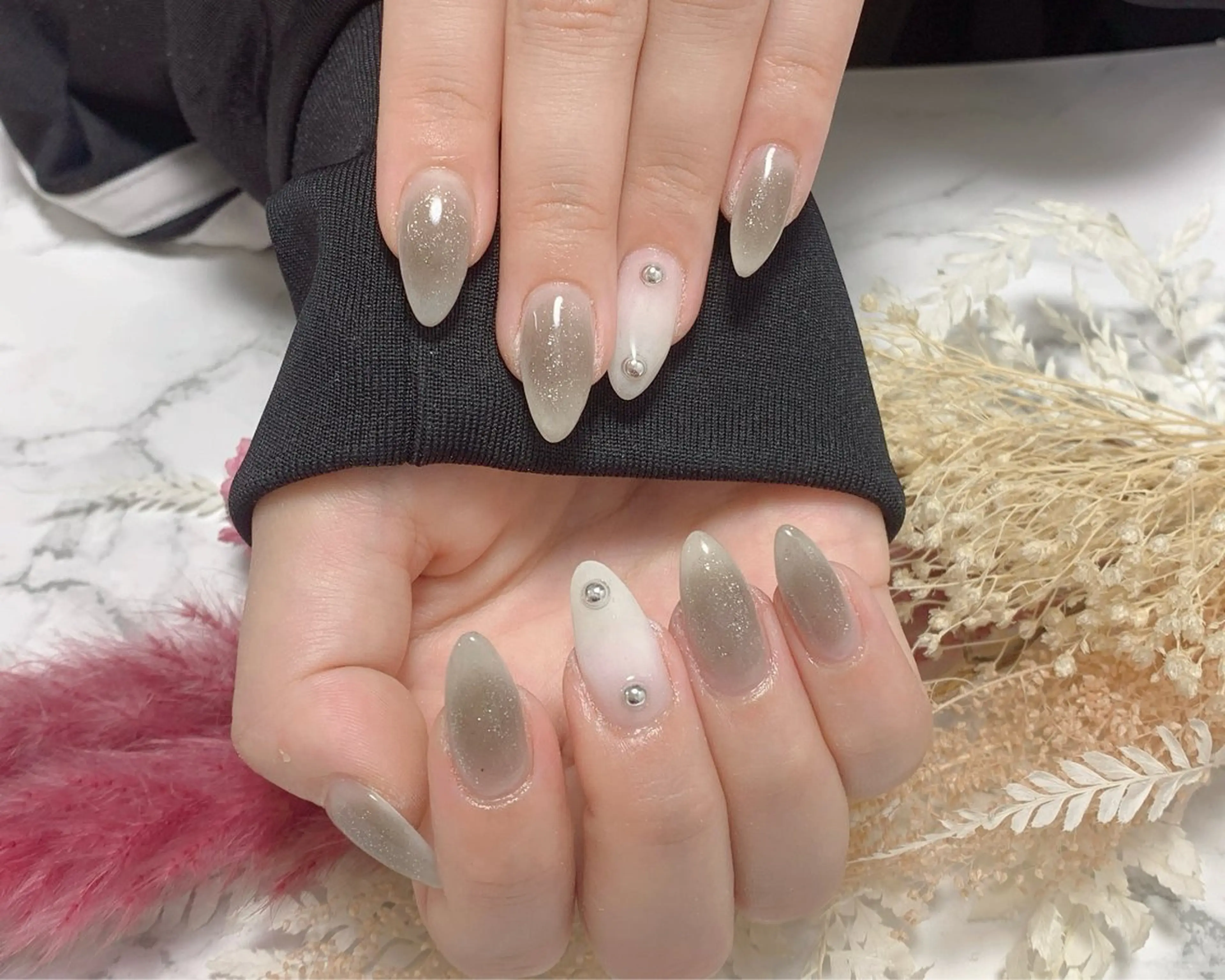 ネイル はな💎ネイル ワンホン、長さ出しのネイルデザイン