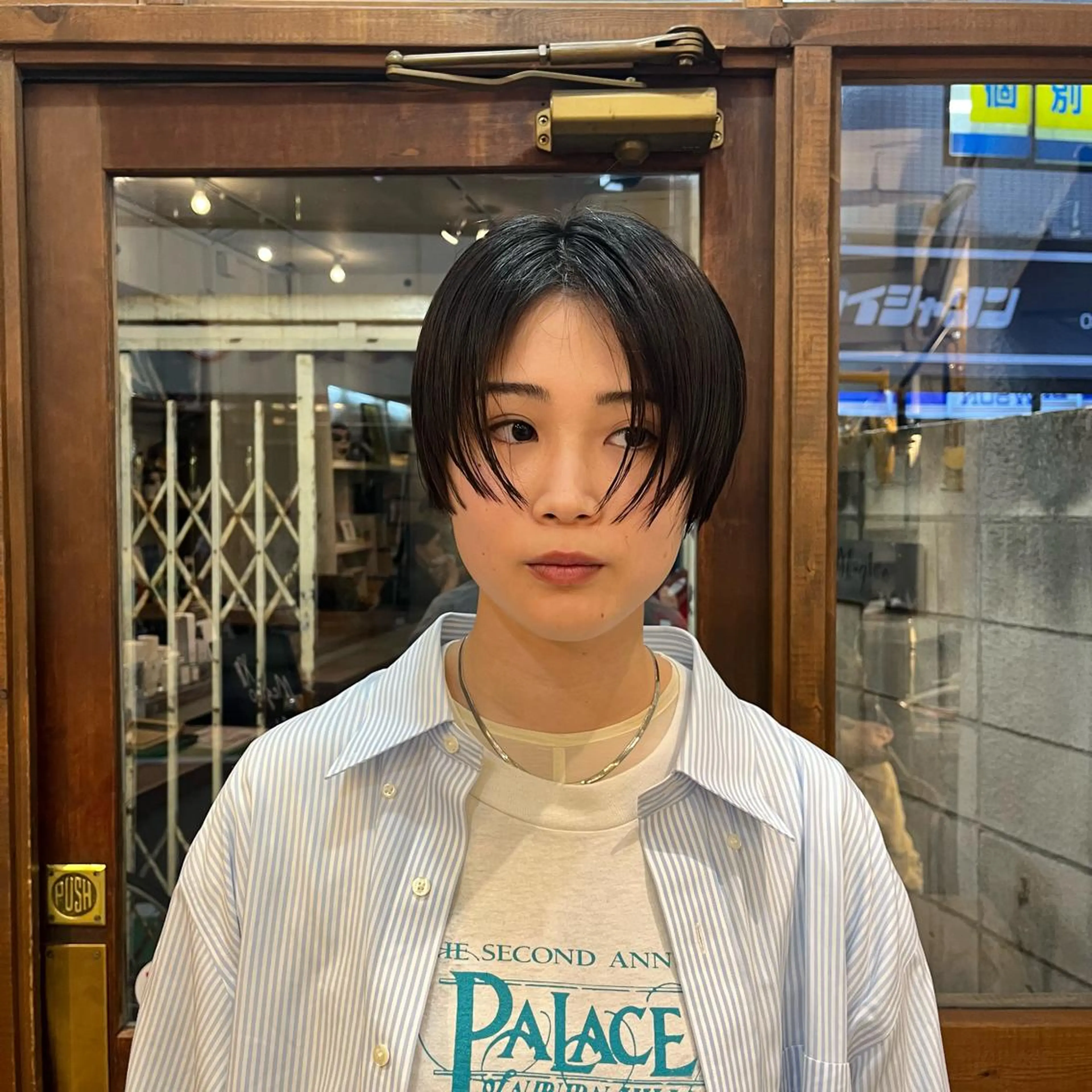 ミディアム カラー GO TODAY SHAiRE SALON 原宿本店所属・ブリーチ/レイヤー ハッシュカット/河内のヘアスタイル
