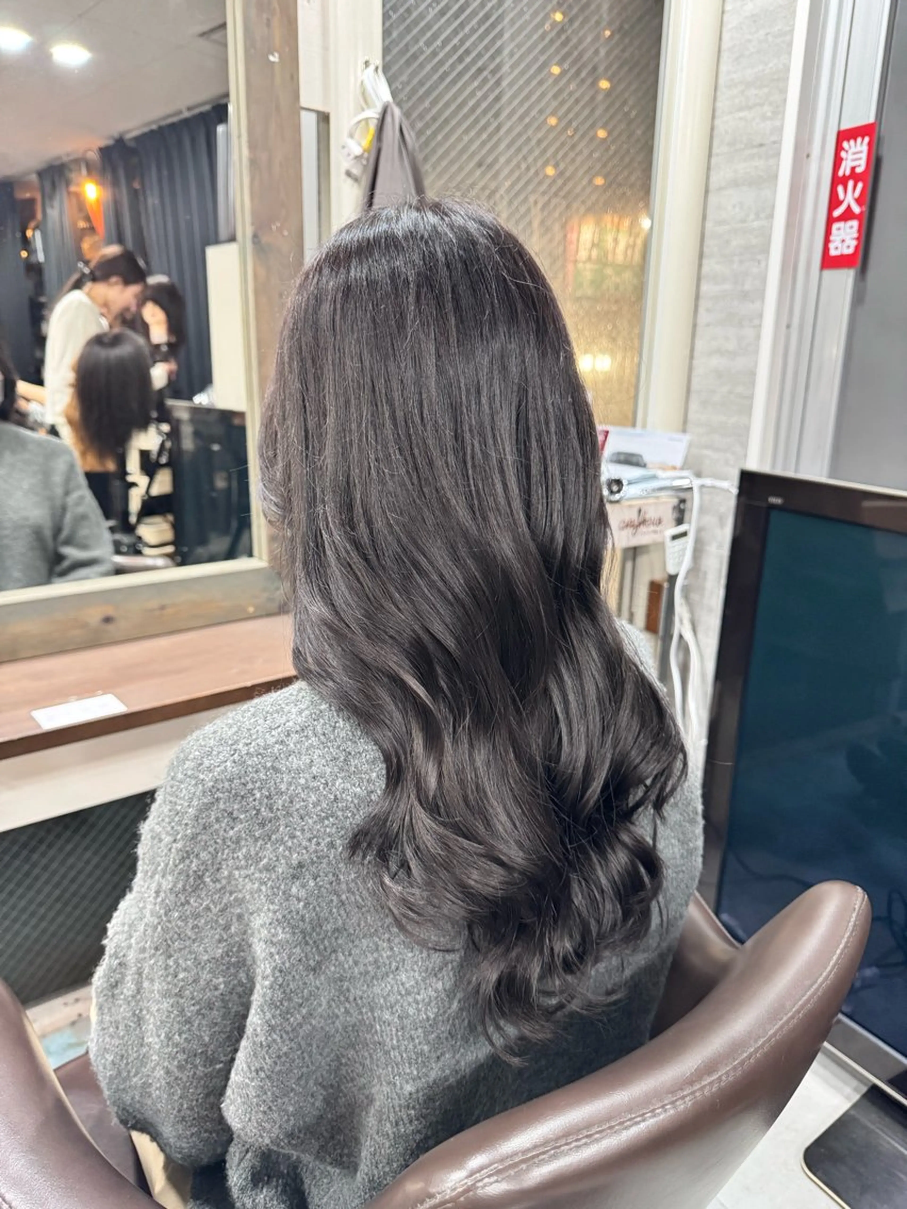 カラー 河田 愛菜のヘアスタイル