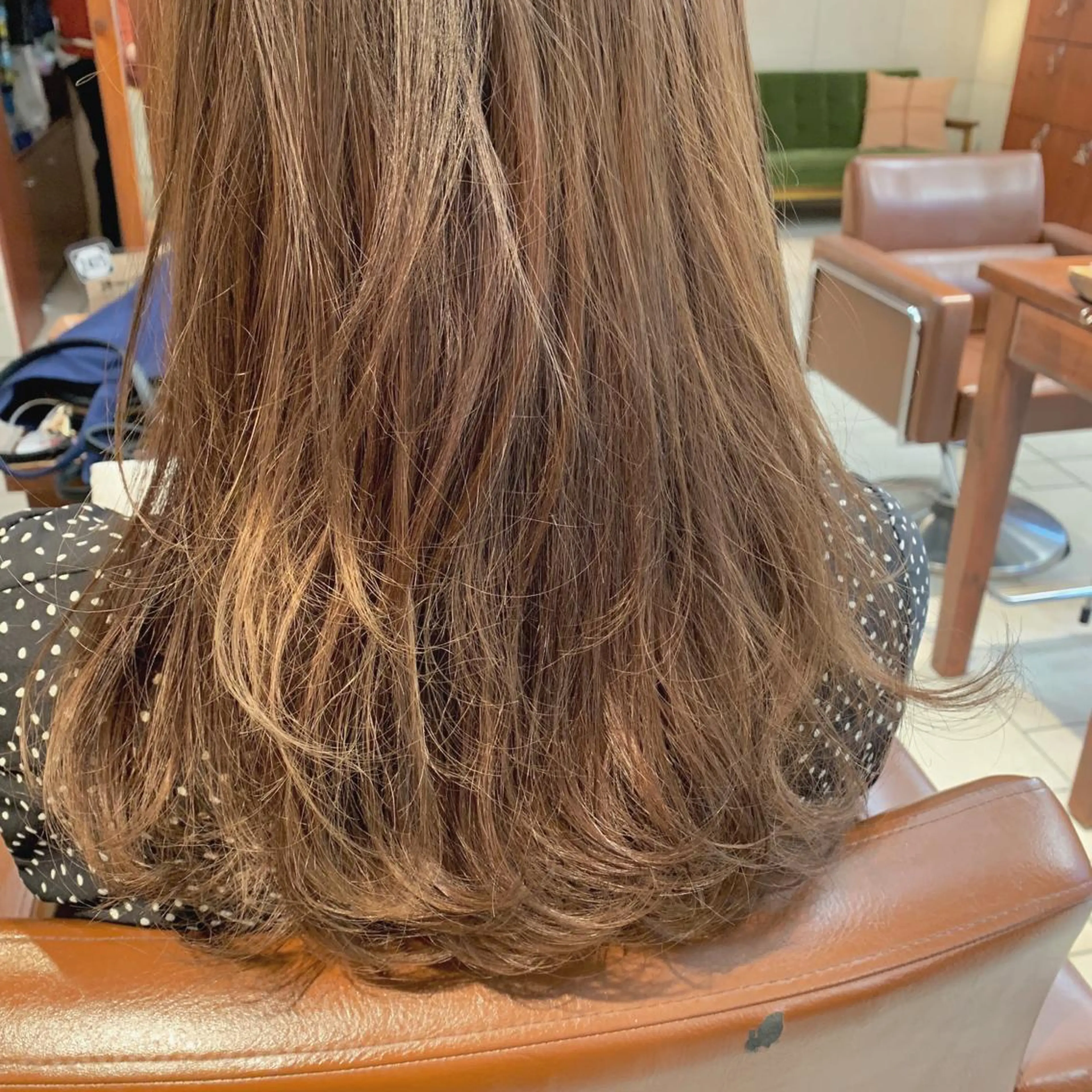 ロング カラー カット ヘアカラー トリートメント 加藤 綾華のヘアスタイル