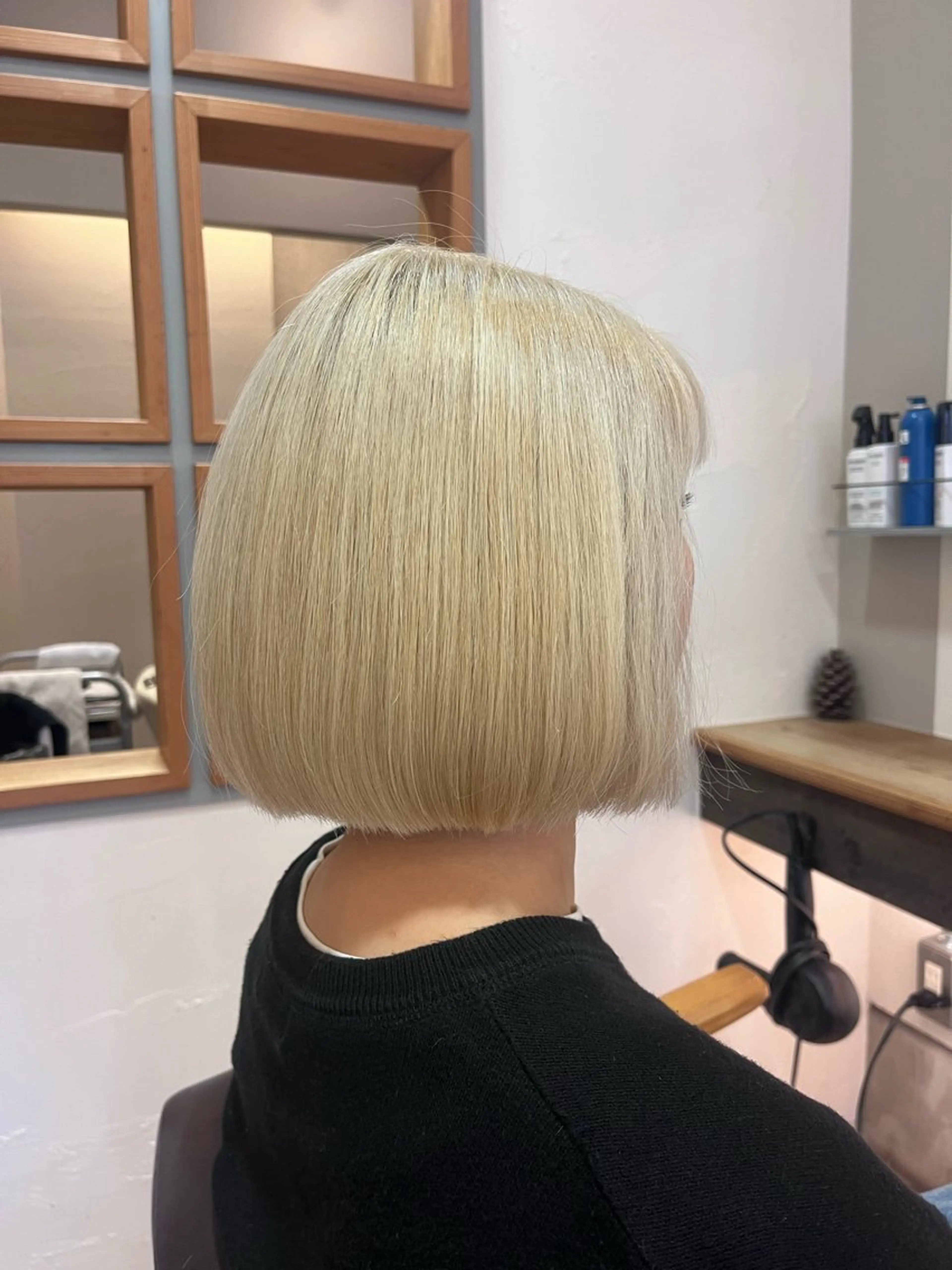 ショート ハラちゃんカット✂︎ 透明感🩵ケアカラーのヘアスタイル
