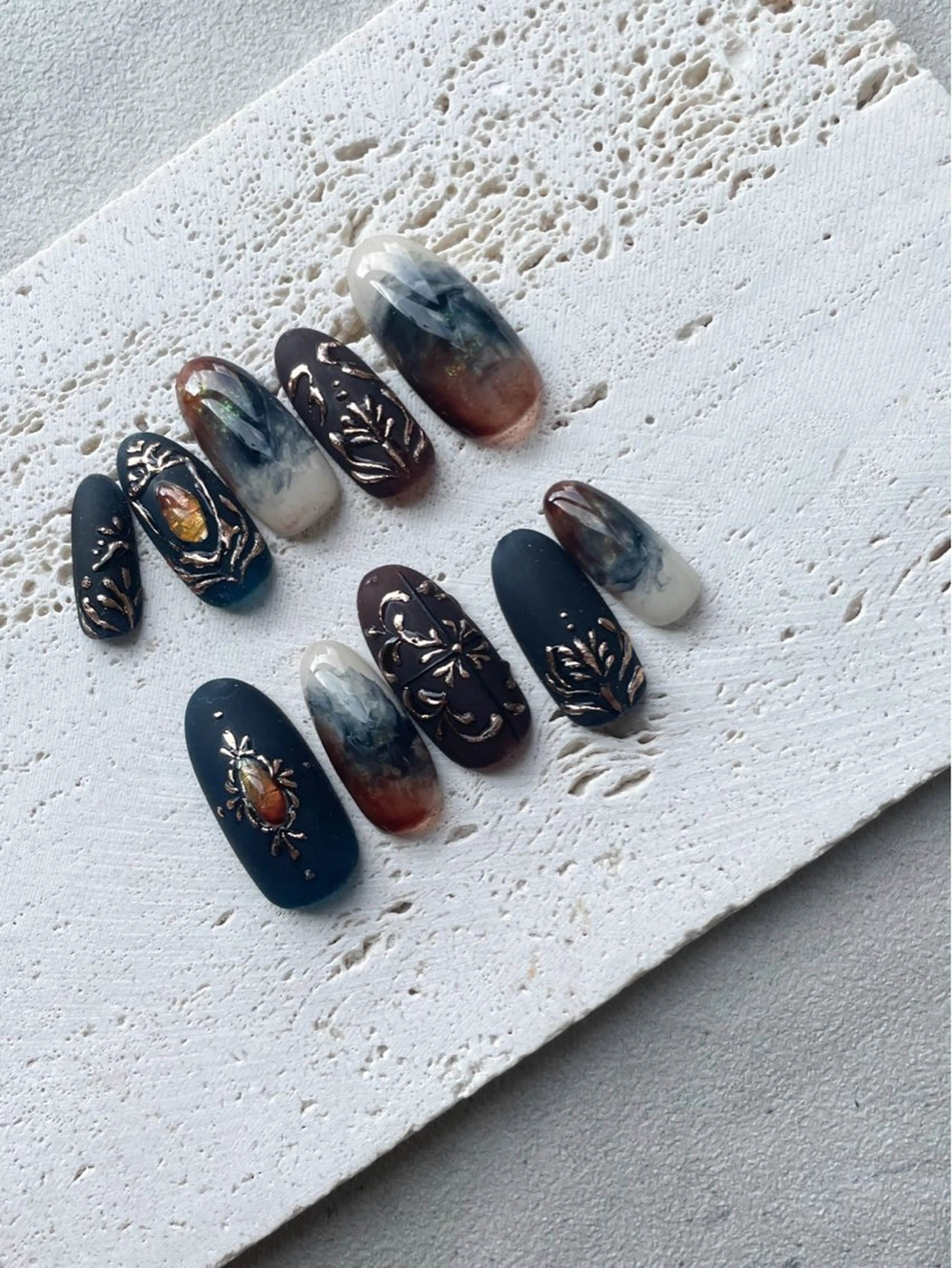 ネイル ハンドネイル atelier FIORITURA所属・FIORITURA aiのネイルデザイン