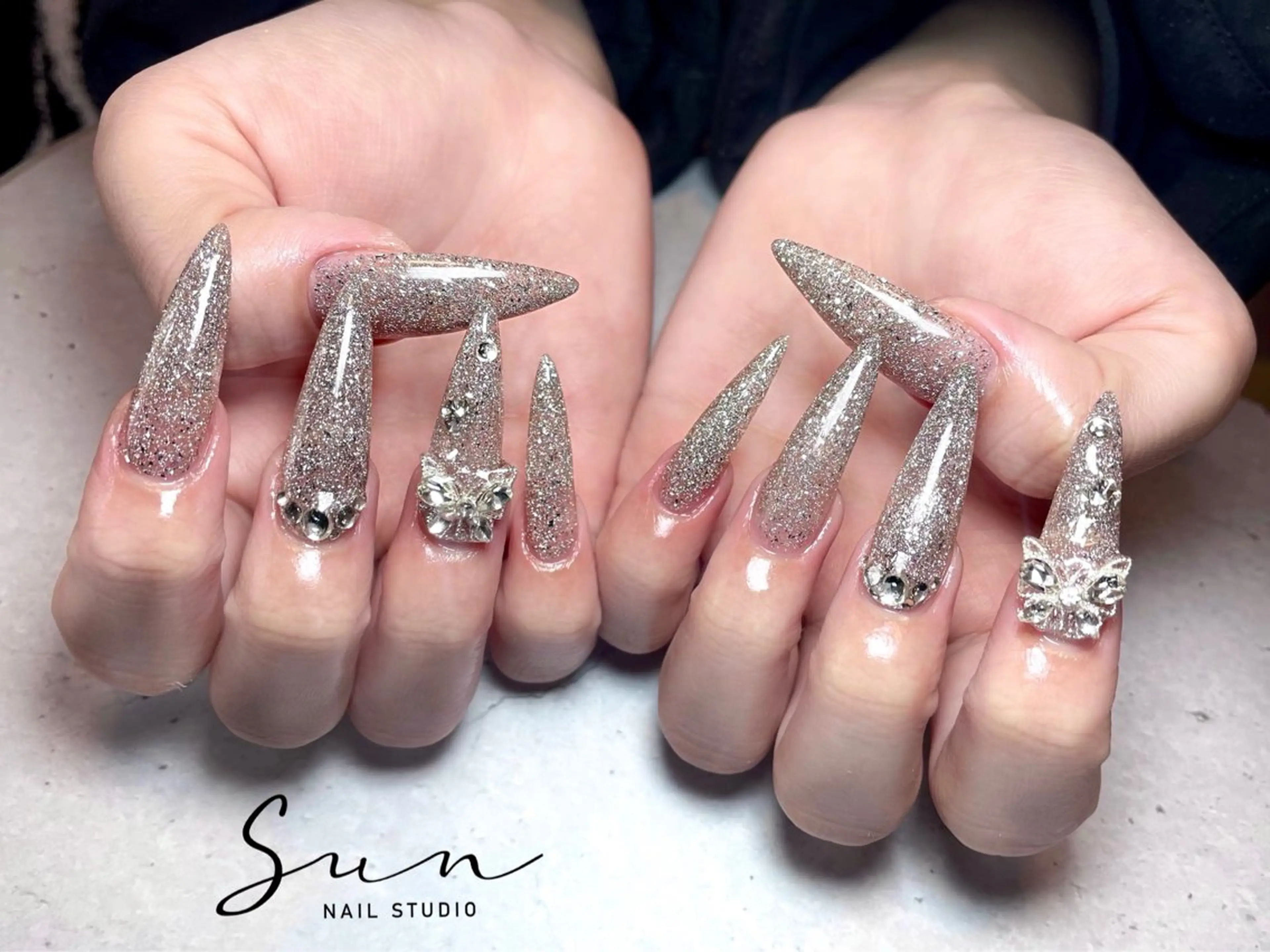 ネイル ハンドネイル ハンドケア SUN nail上本町のネイルデザイン