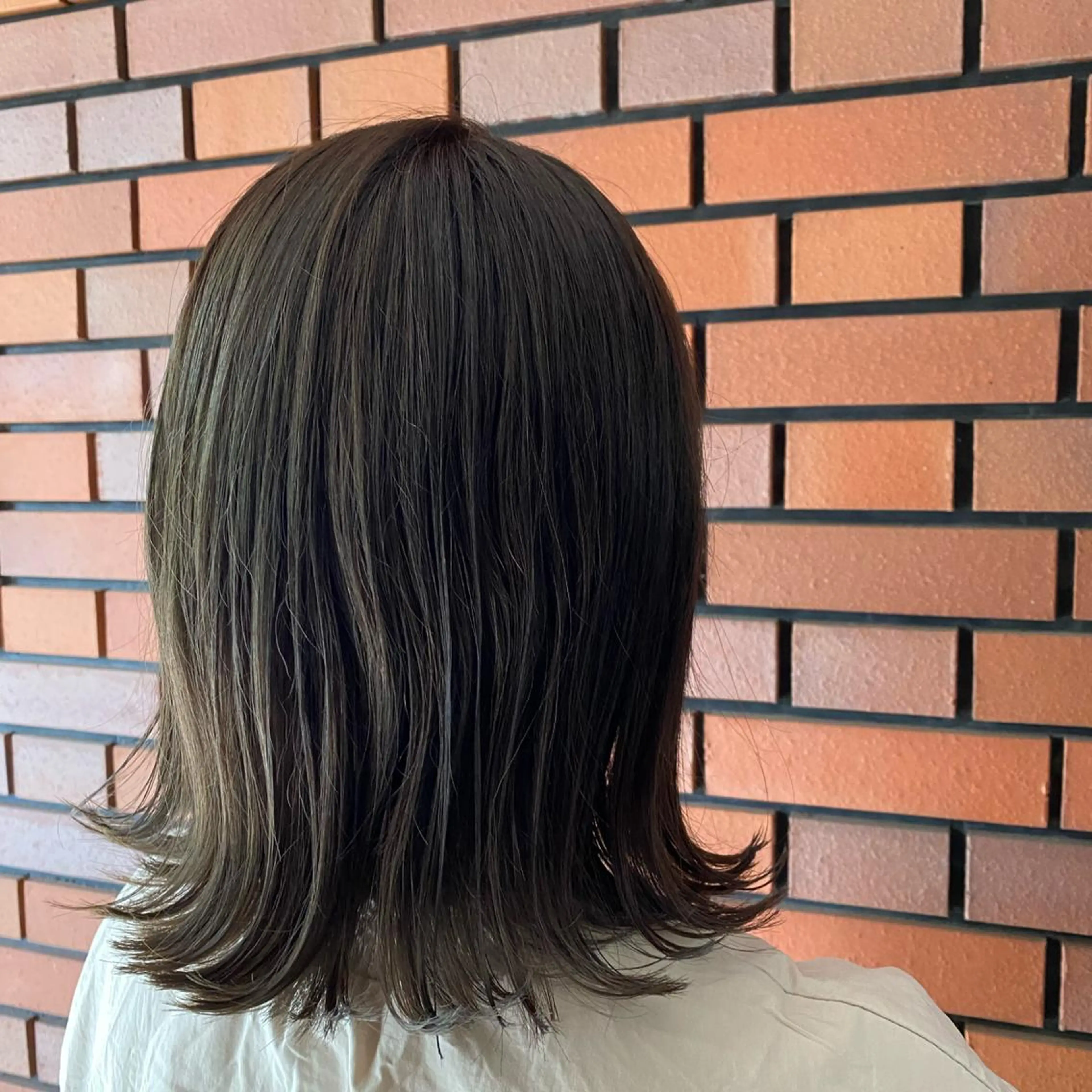 ショート カラー エイトウメダ 店長　稲尾友則のヘアスタイル