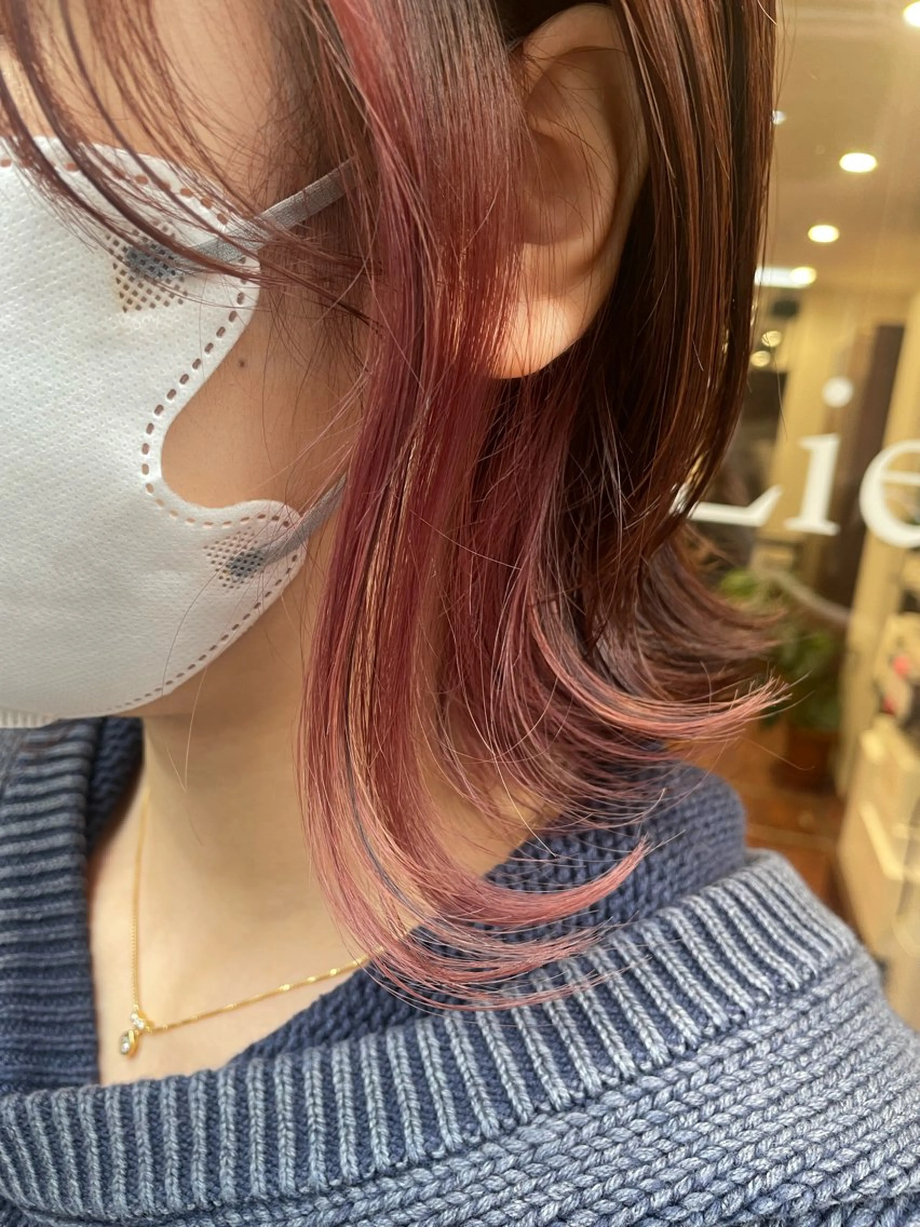 セミロング Lien's所属・Lien's💜 SESHIRUのヘアスタイル