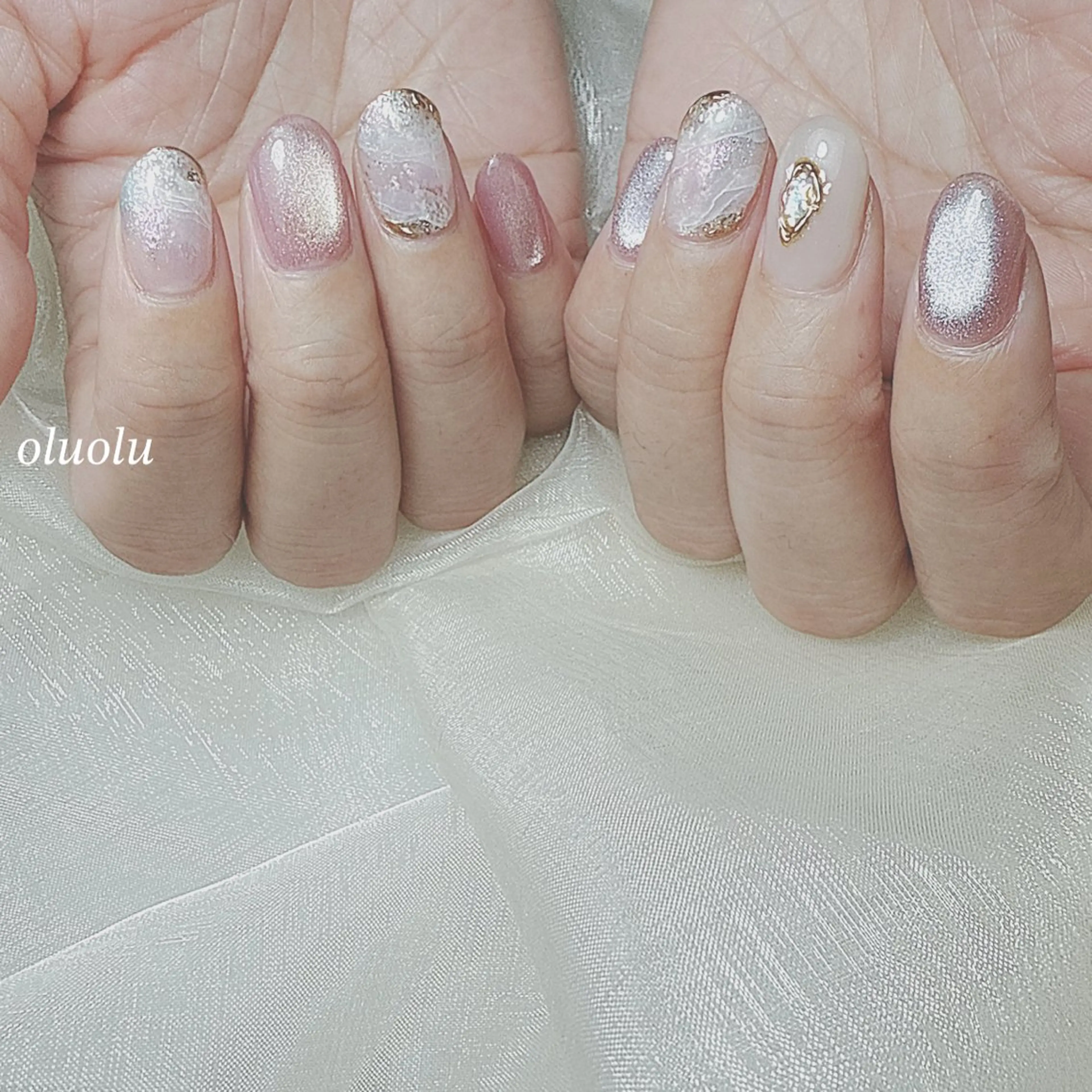 ネイル アートネイル オーロラネイル フットネイル キラキラネイル マグネットネイル ハンドネイル 大村 紬華のネイルデザイン