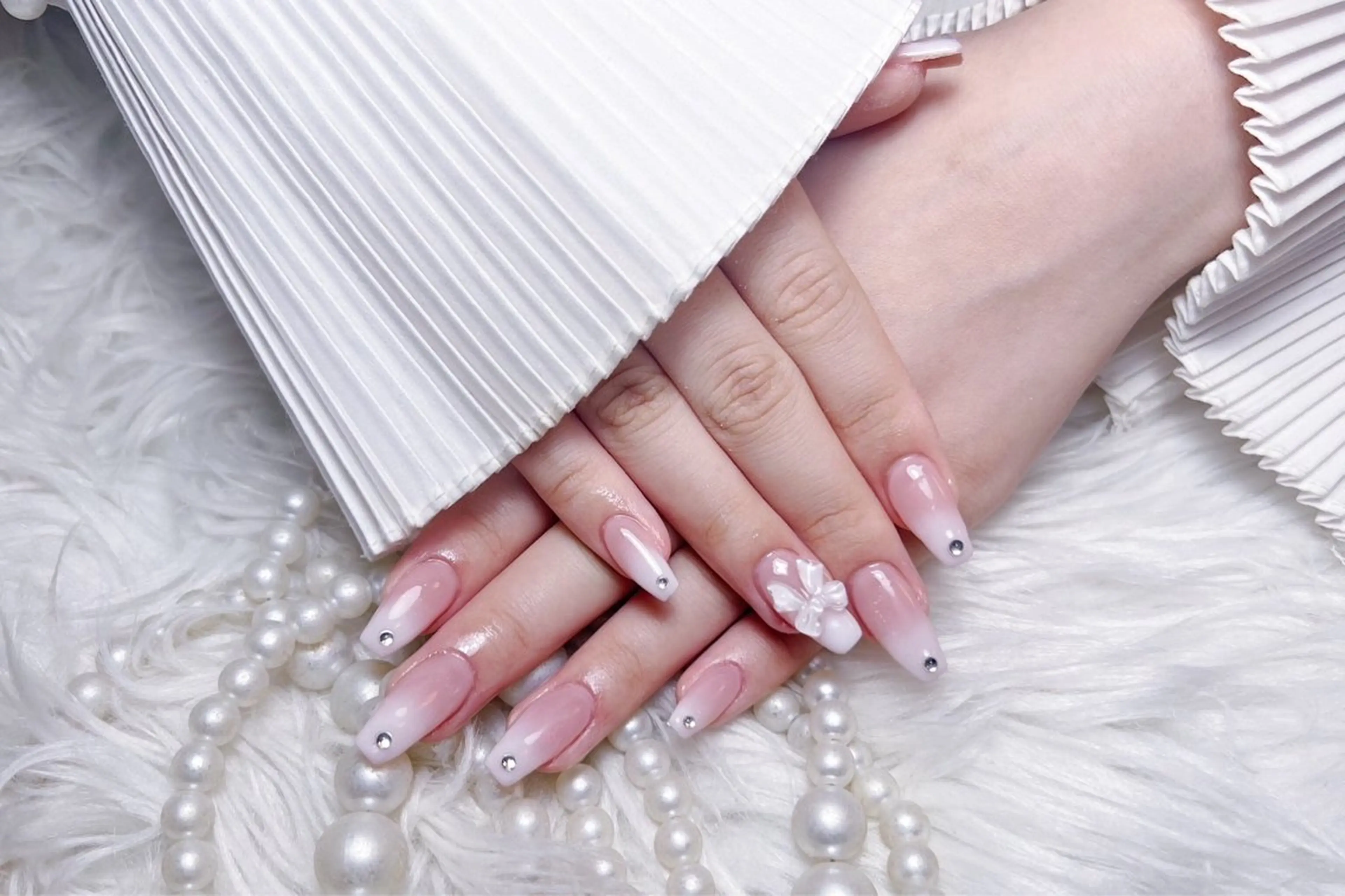 ネイル ハンドネイル ☁️Yun nail KiKi☁️のネイルデザイン