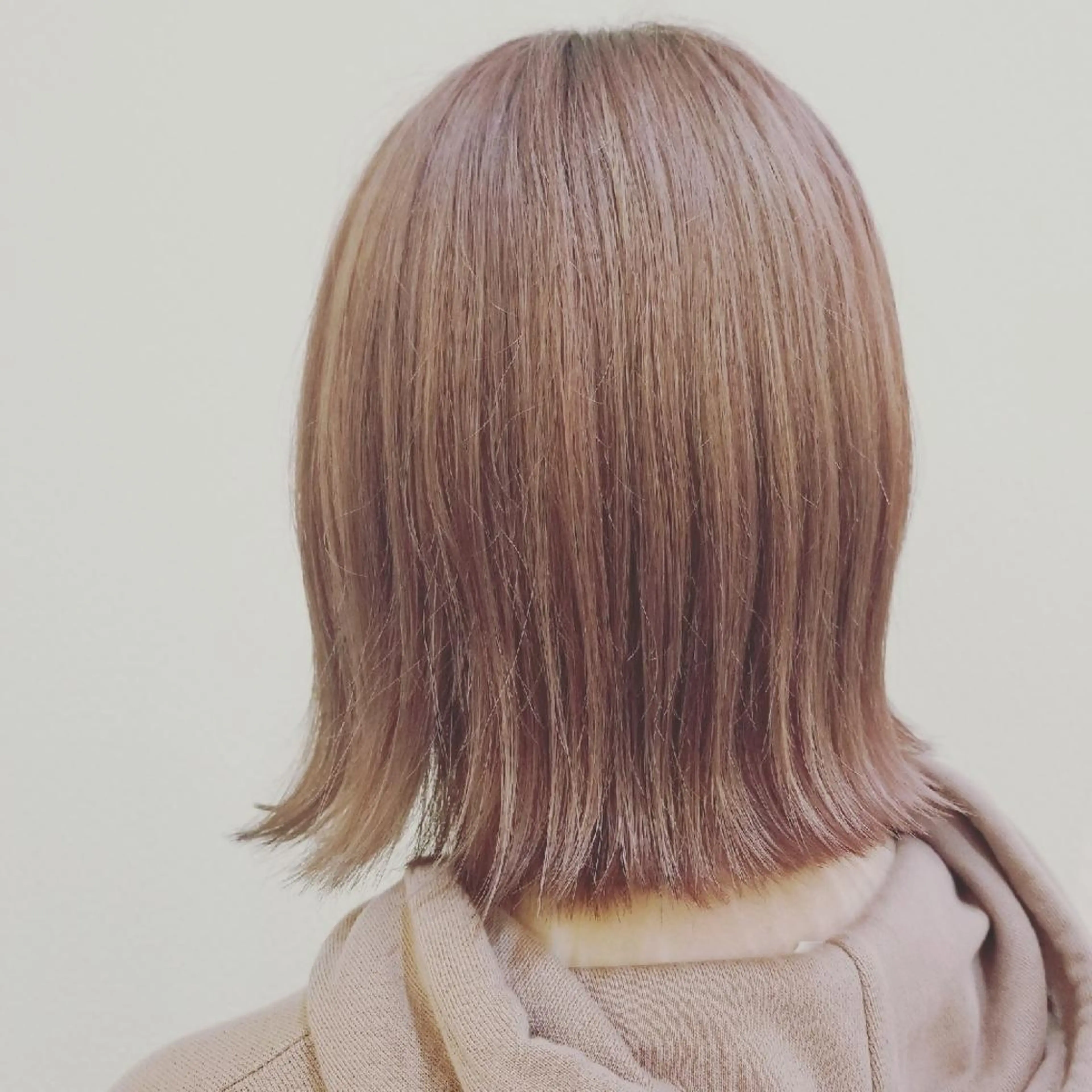 ミディアム カラー ピンクカラー ヘアカラー Le Lien カジのヘアスタイル