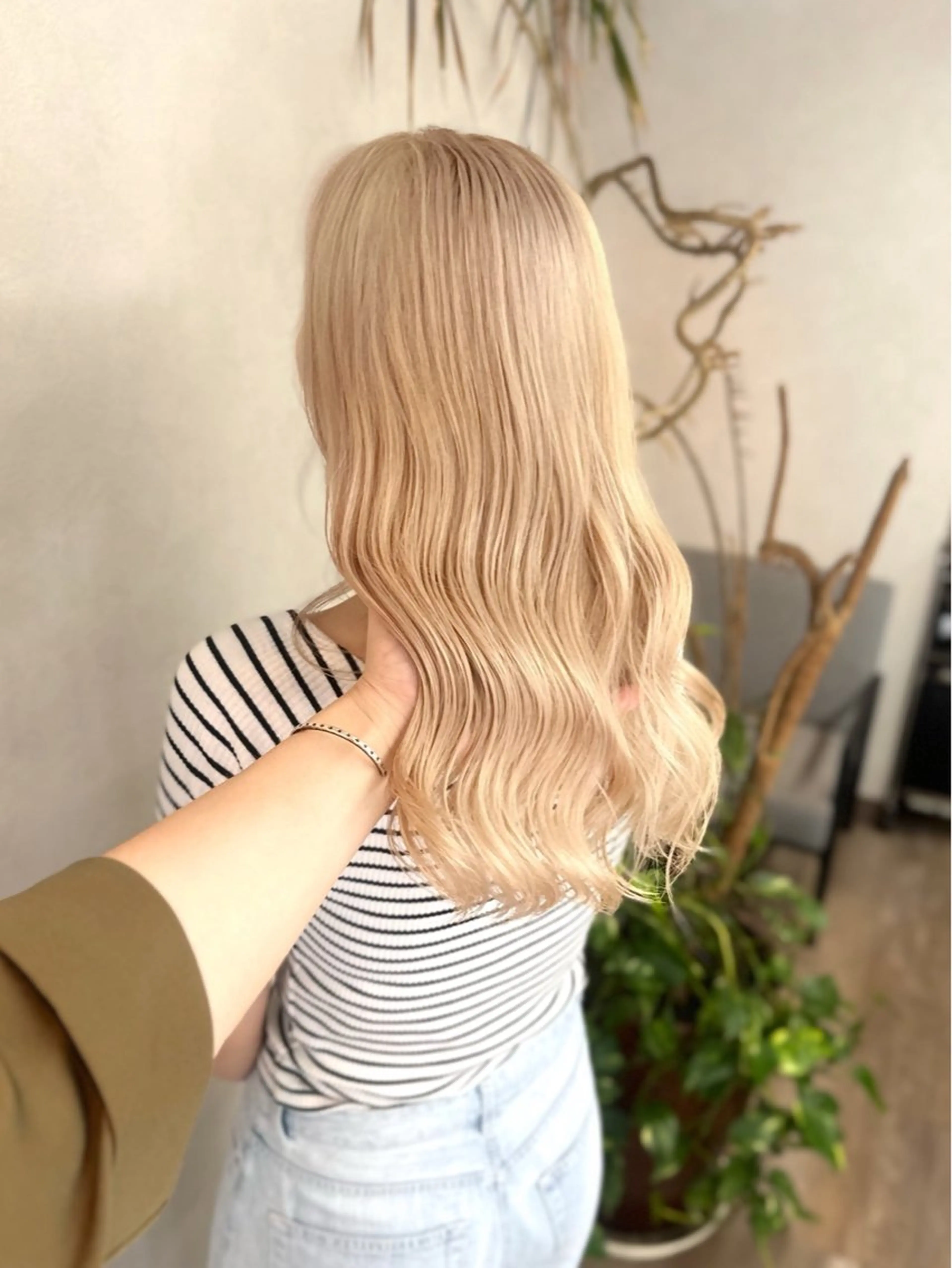 トリプルカラー。ケアブリーチ込み。の写真