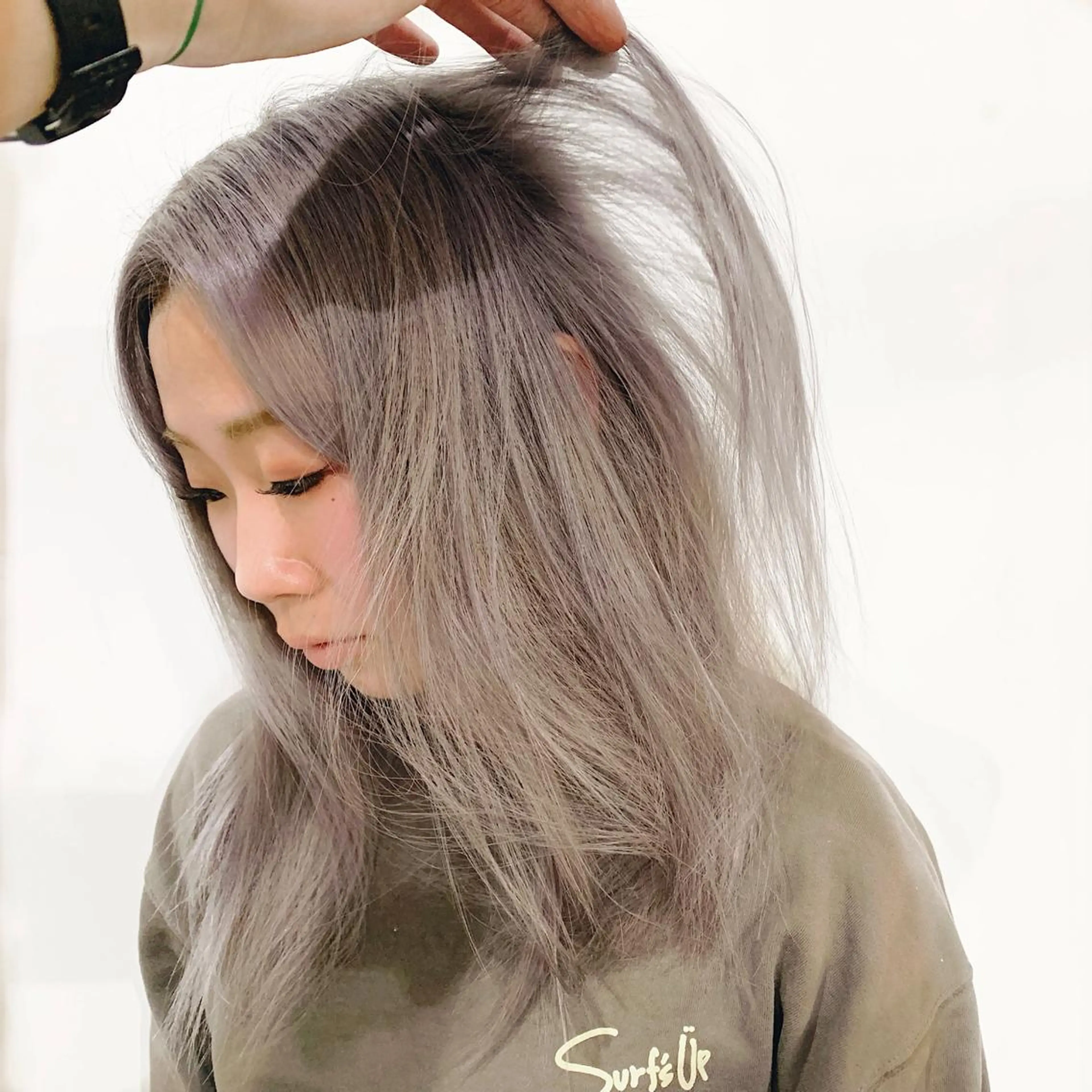 カラー ヘアカラー トリートメント ハイトーンカラー RYUのヘアスタイル