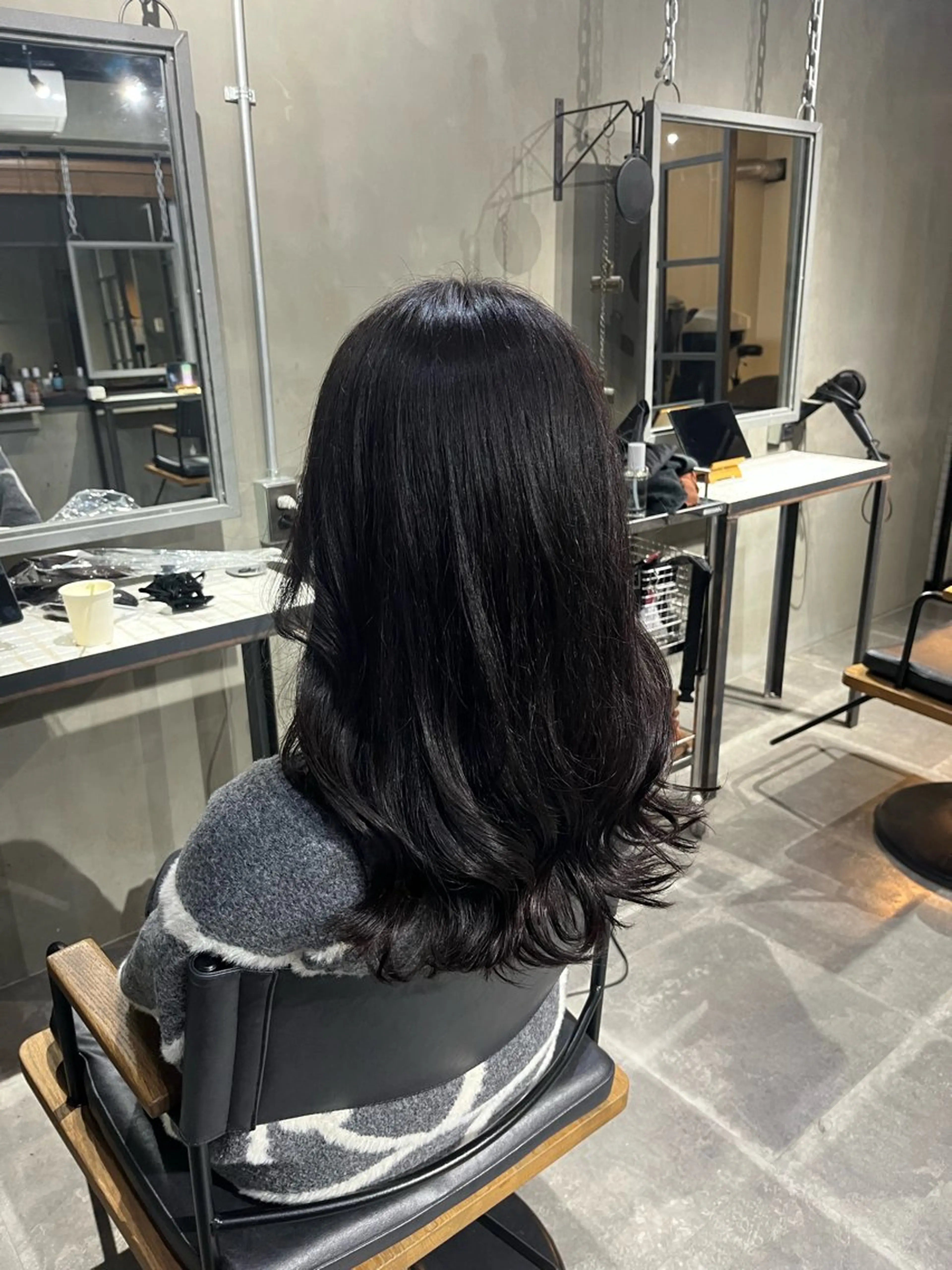 セミロング カラー ダークグレー ダークグレージュ グレージュ ヘアカラー トリートメント 🫧透明感カラー🫧 小亀 日菜のヘアスタイル