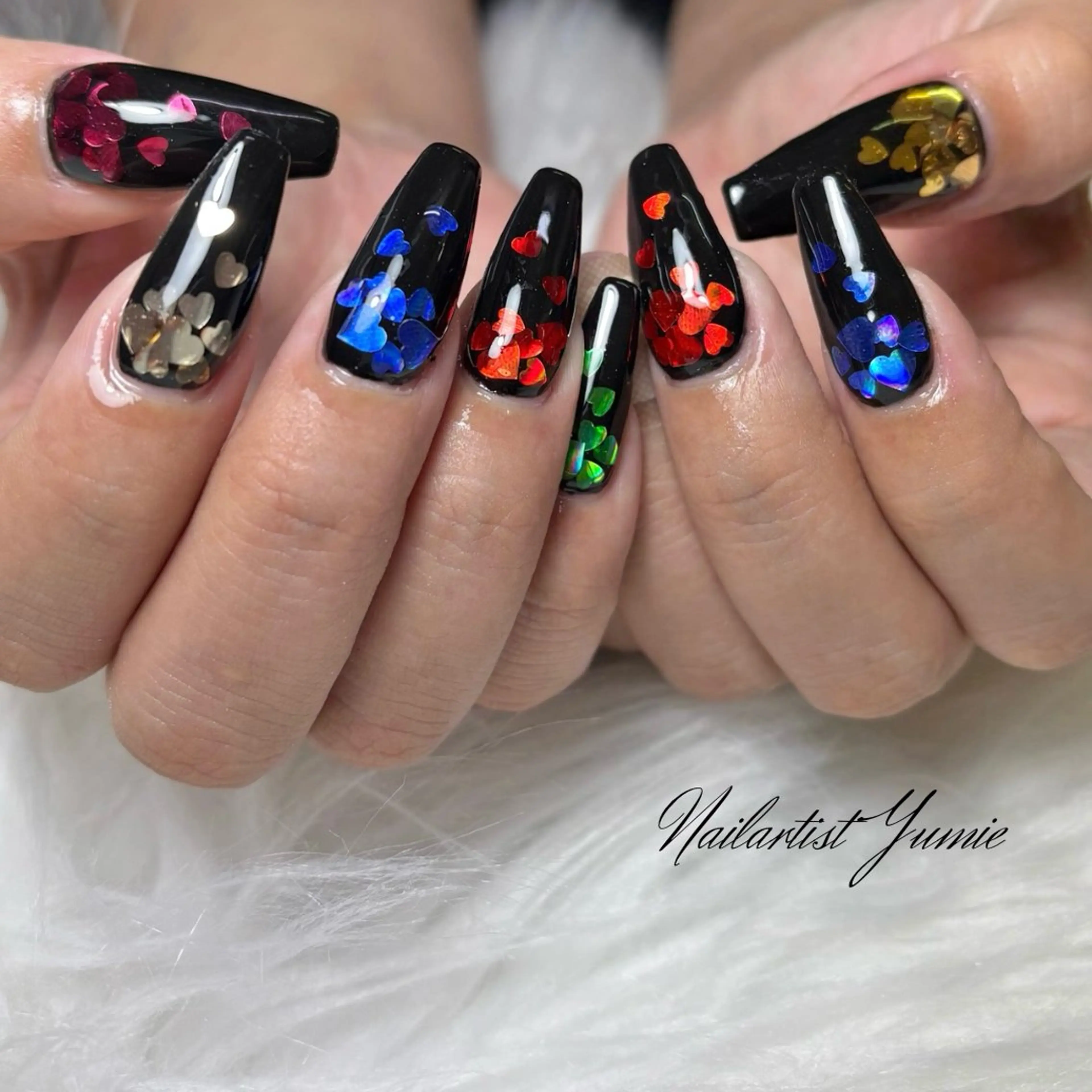 ネイル アートネイル ハート ハンドネイル Setsalon Churaku Nailist Yumie所属・【沖縄市安慶田】 🤍Yumieのネイルデザイン